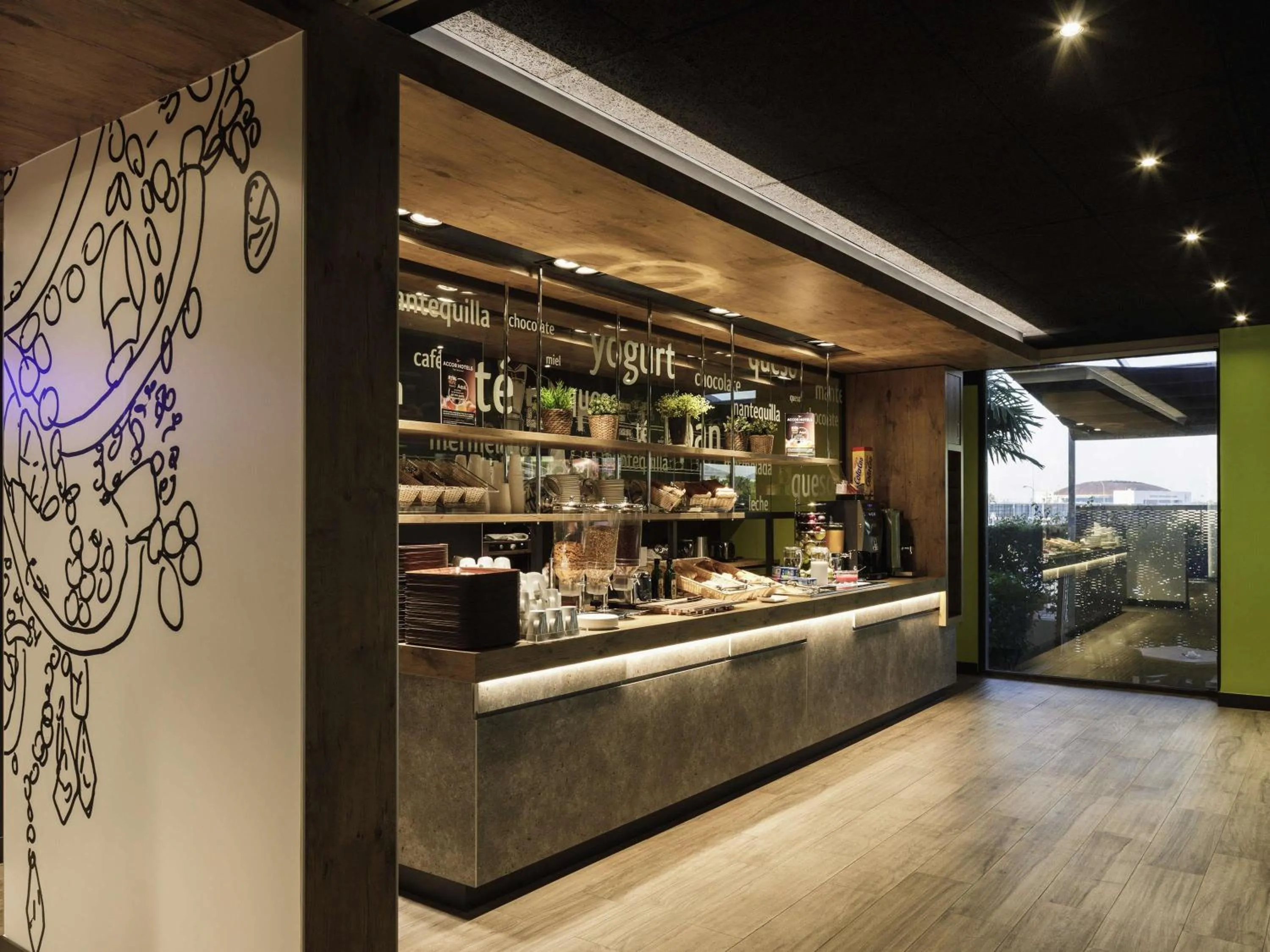 Breakfast in Ibis Budget Málaga Aeropuerto Avenida de Velazquez