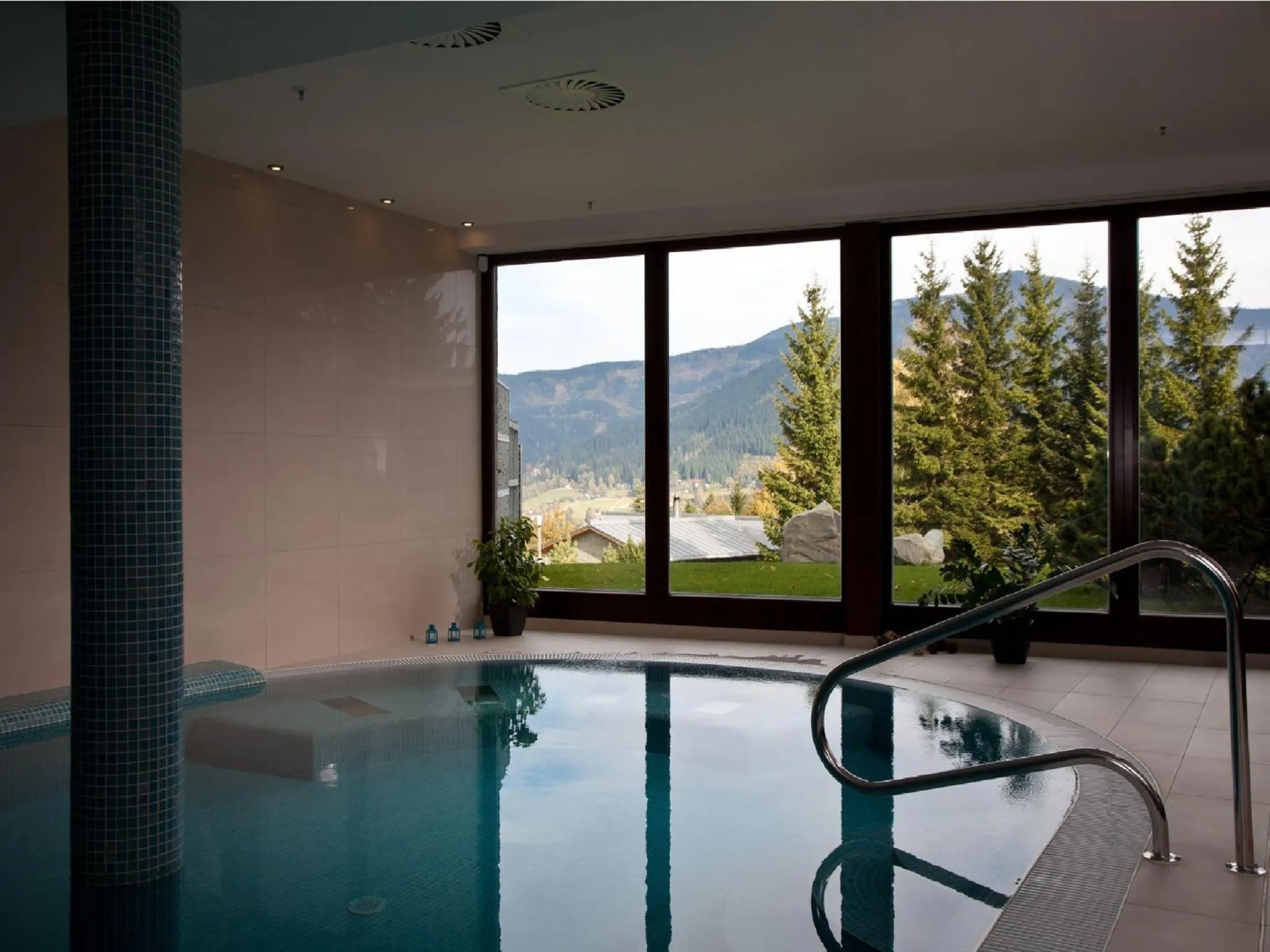 Spa and wellness centre/facilities in Beltine Forest Hotel