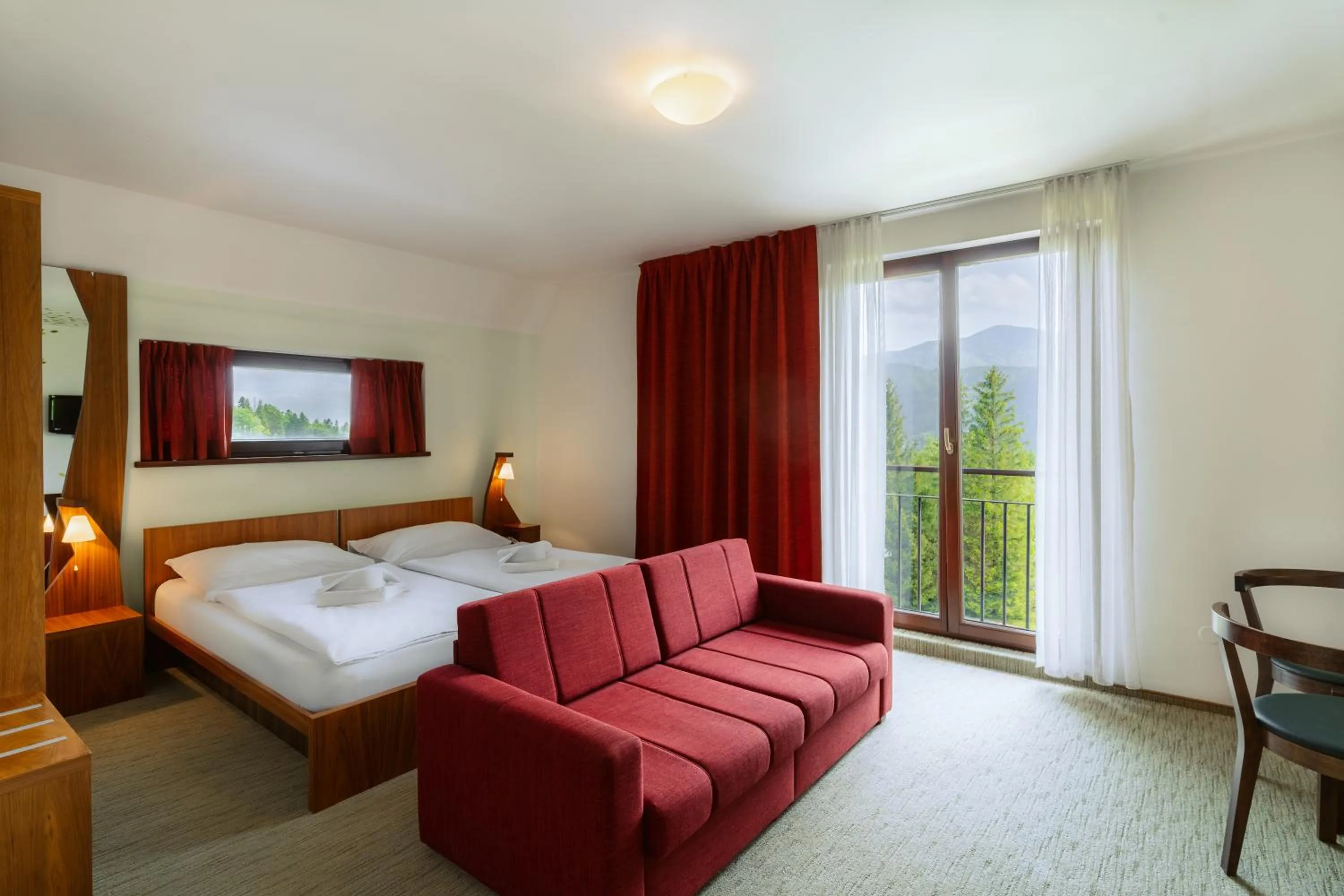 Bed in Beltine Forest Hotel