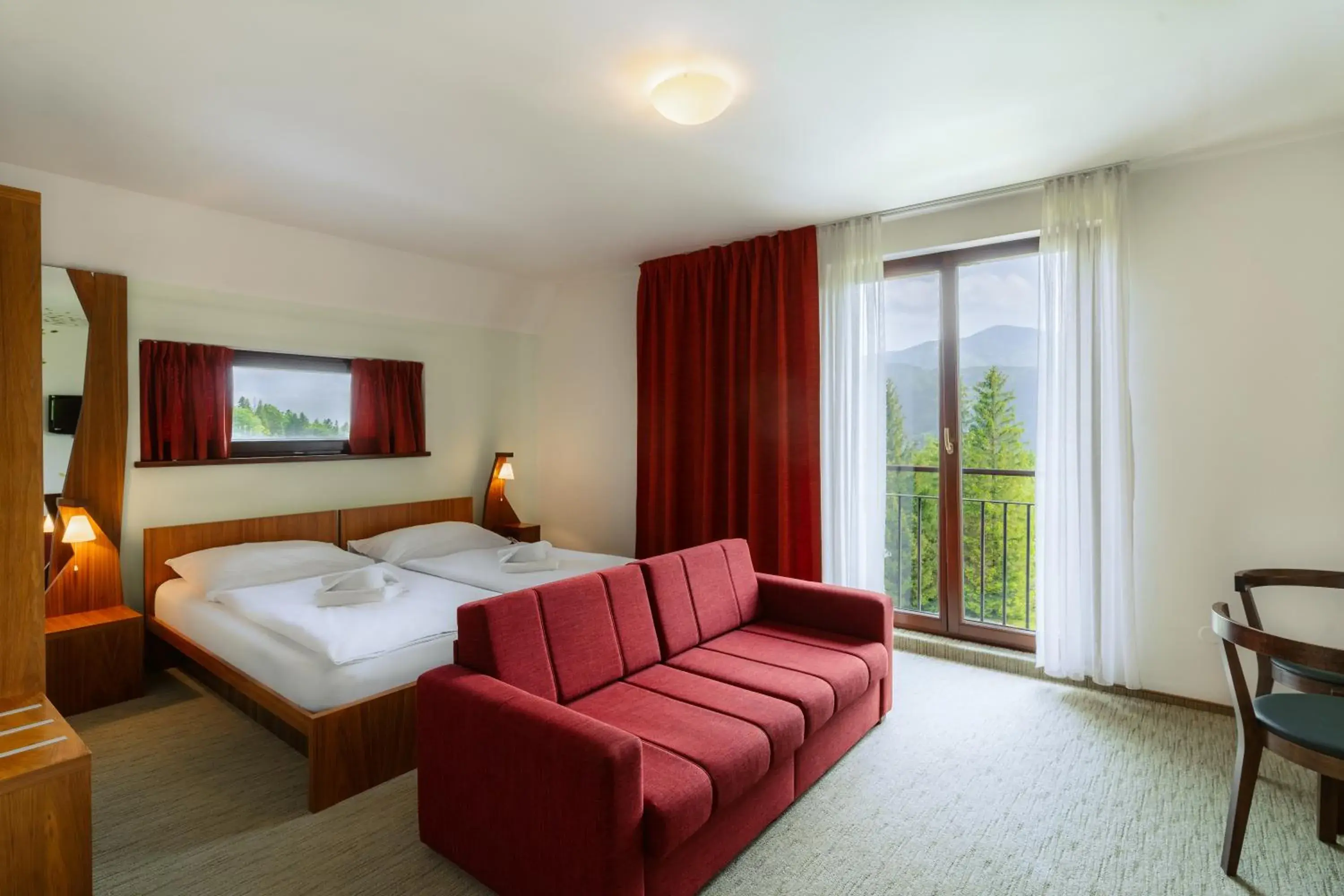 Double or Twin Room with Extra Bed in Beltine Forest Hotel Double or Twin Room with Extra Bed in Beltine Forest Hotel