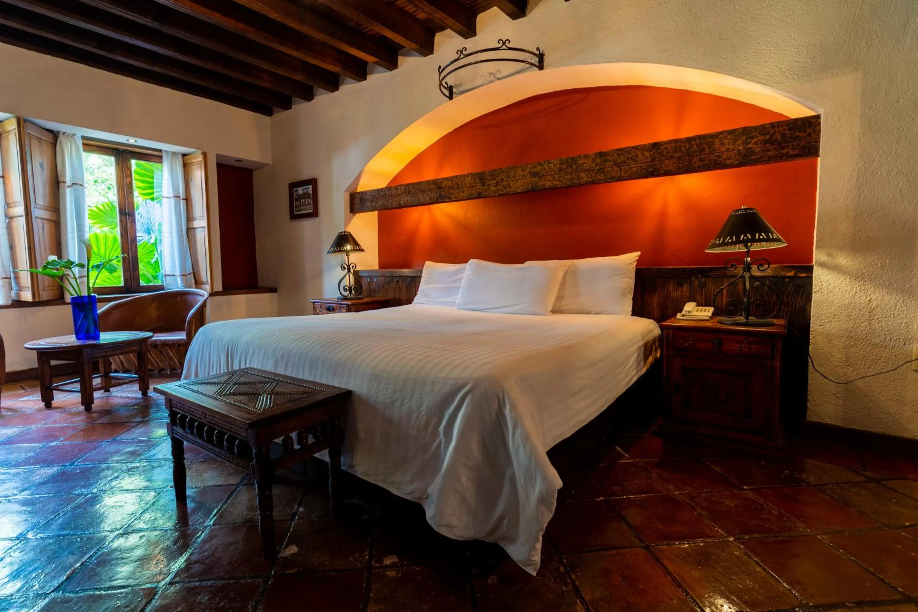 Bedroom, Bed in Mision Patzcuaro