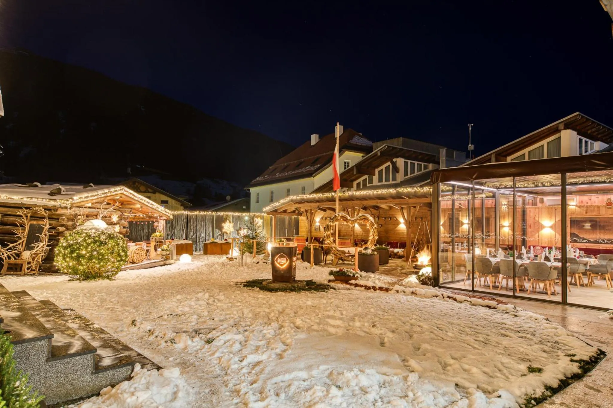 Night in Hotel Alpenstolz