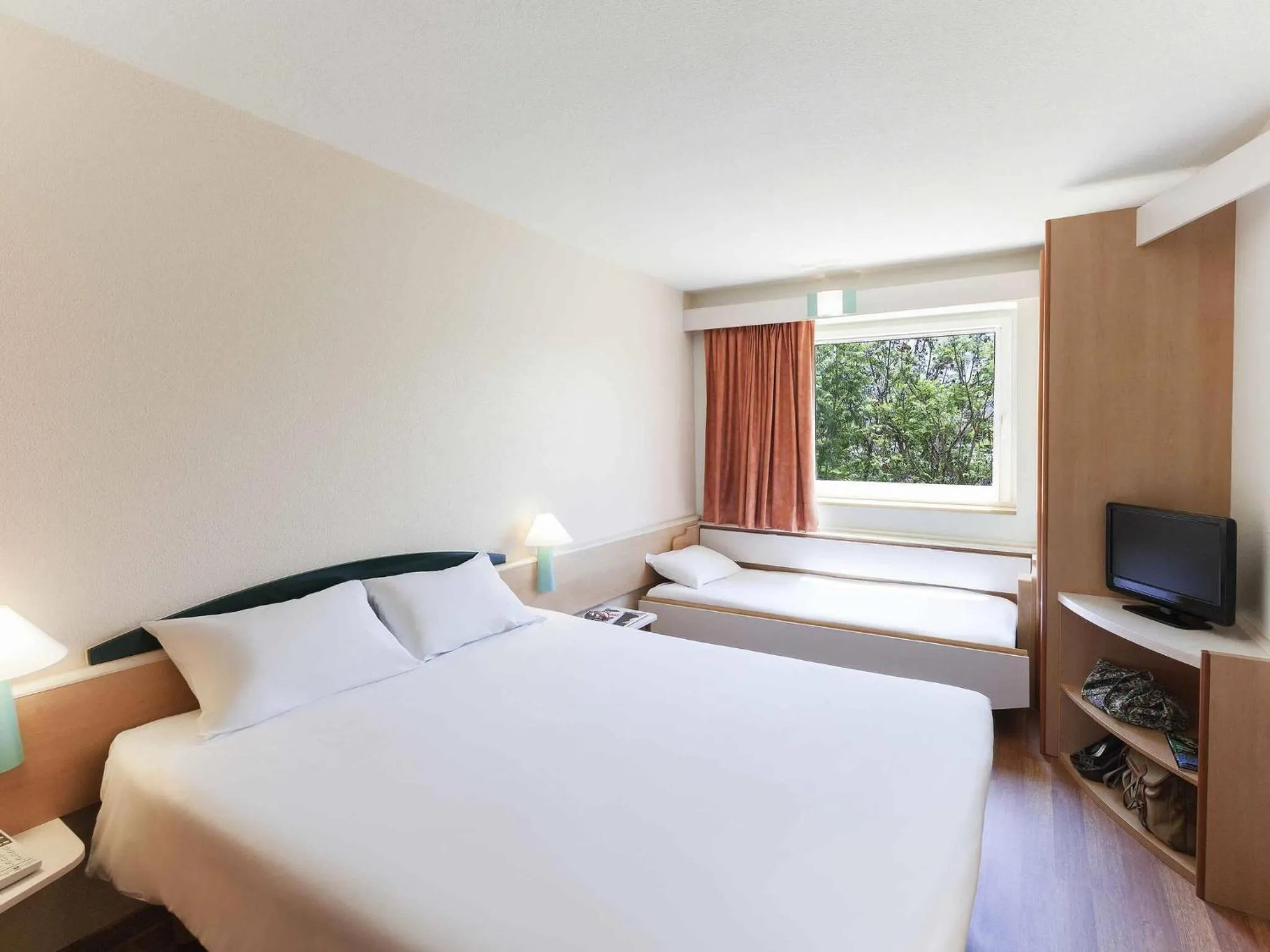 Bedroom, Bed in Ibis Murcia