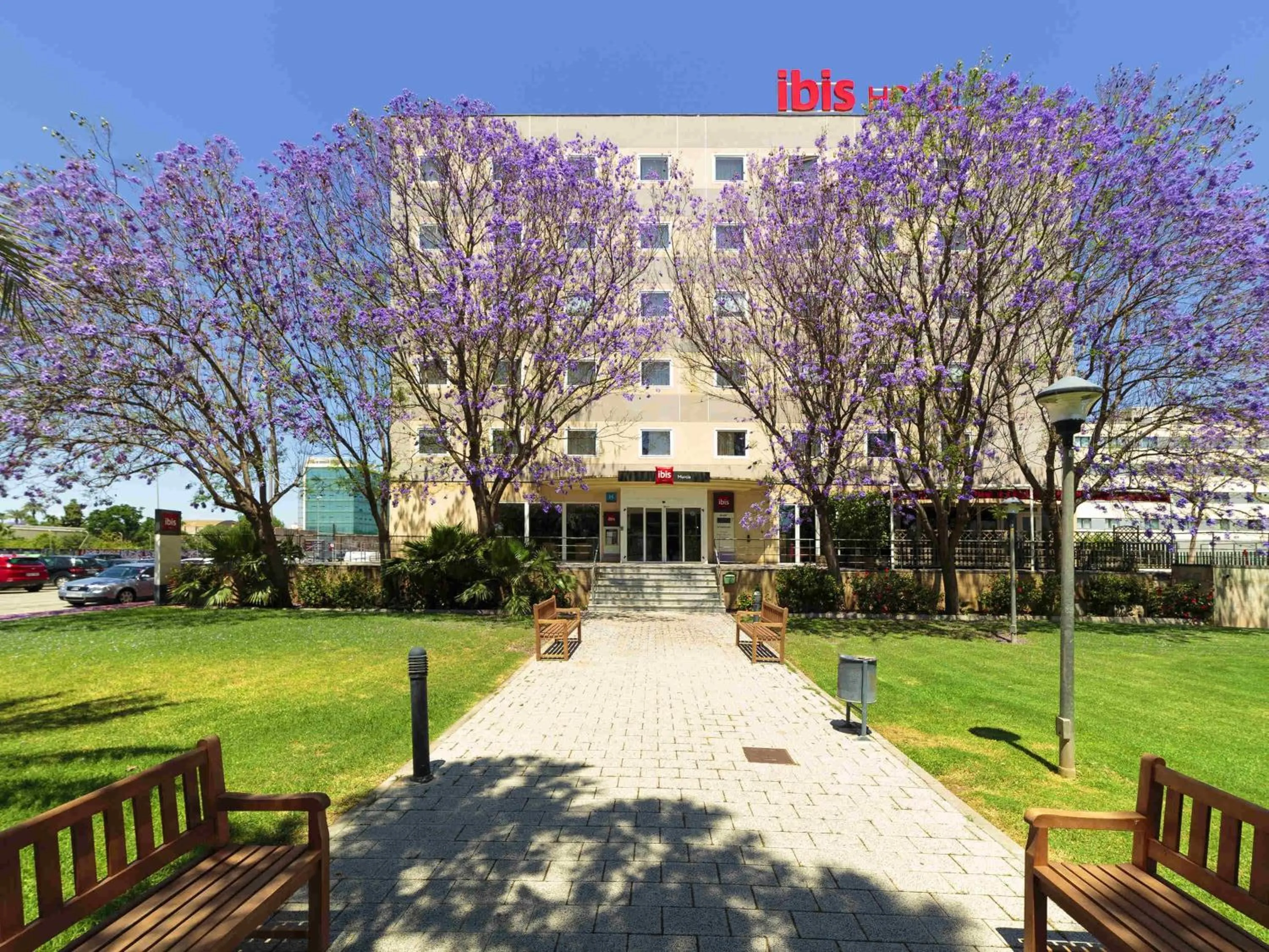 Property building in Ibis Murcia