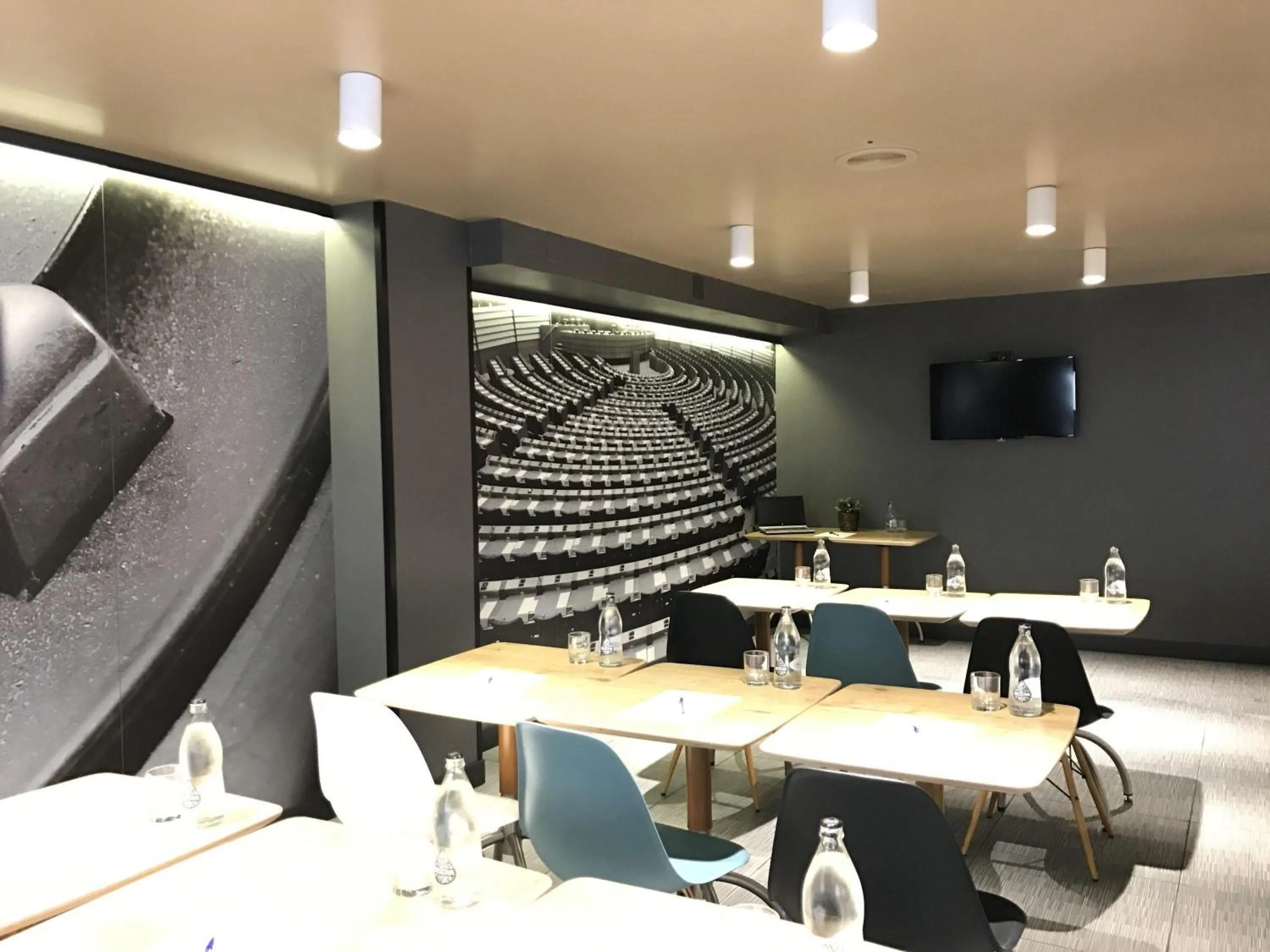 Meeting/conference room in Ibis Salamanca