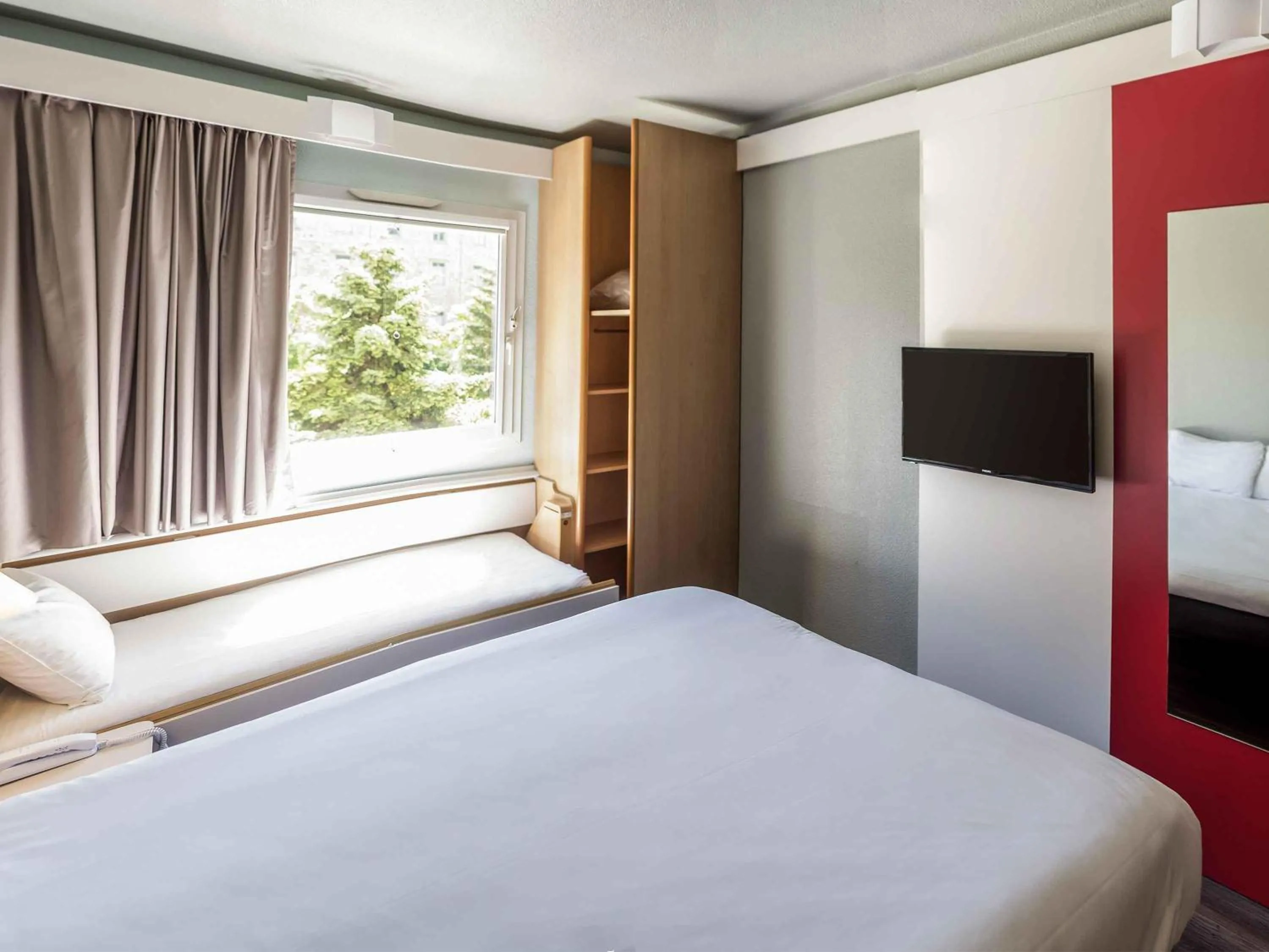 Bedroom, Bed in Ibis Salamanca