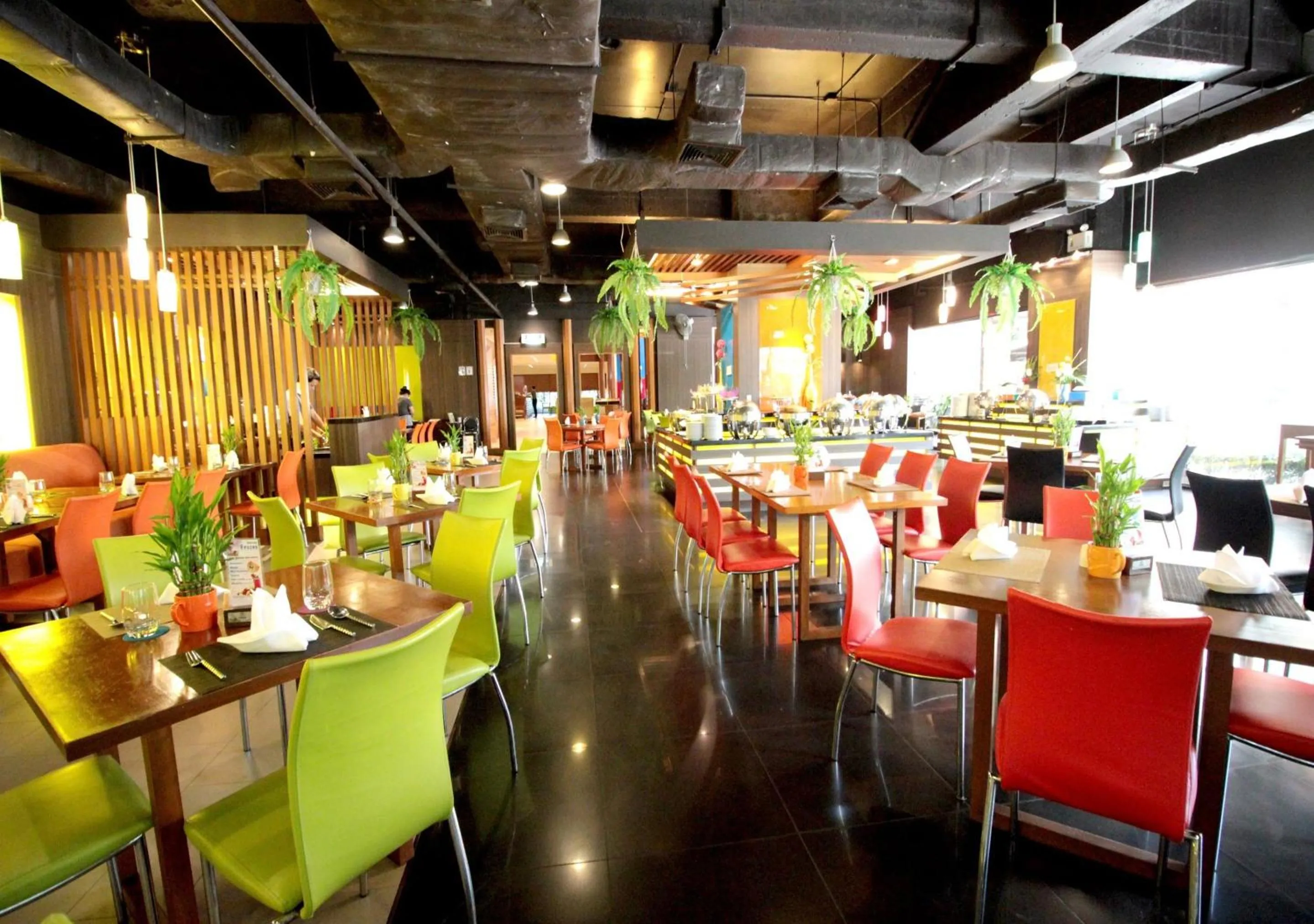 Restaurant/places to eat in The Seasons Pattaya