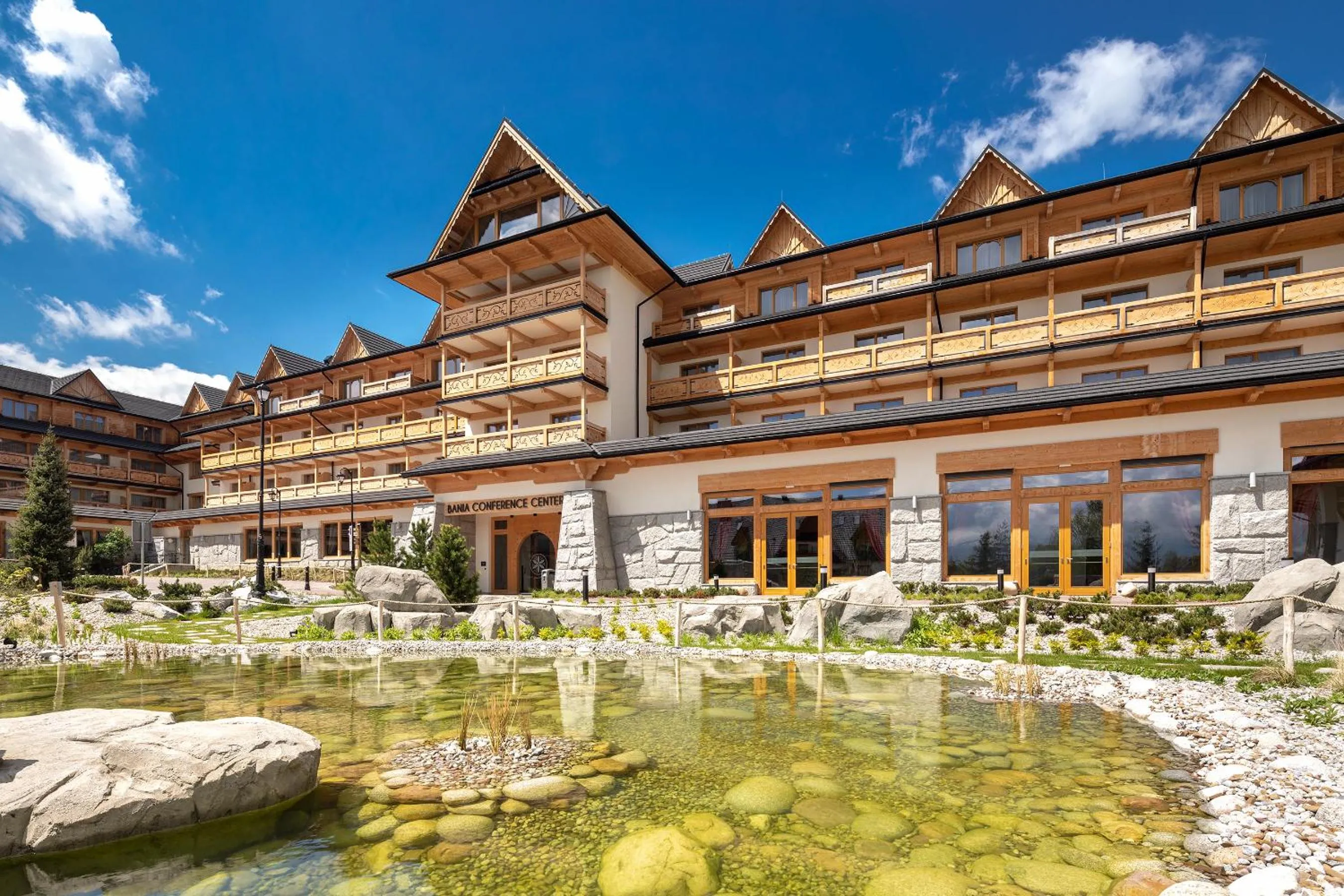 Property building in Hotel Bania Thermal & Ski