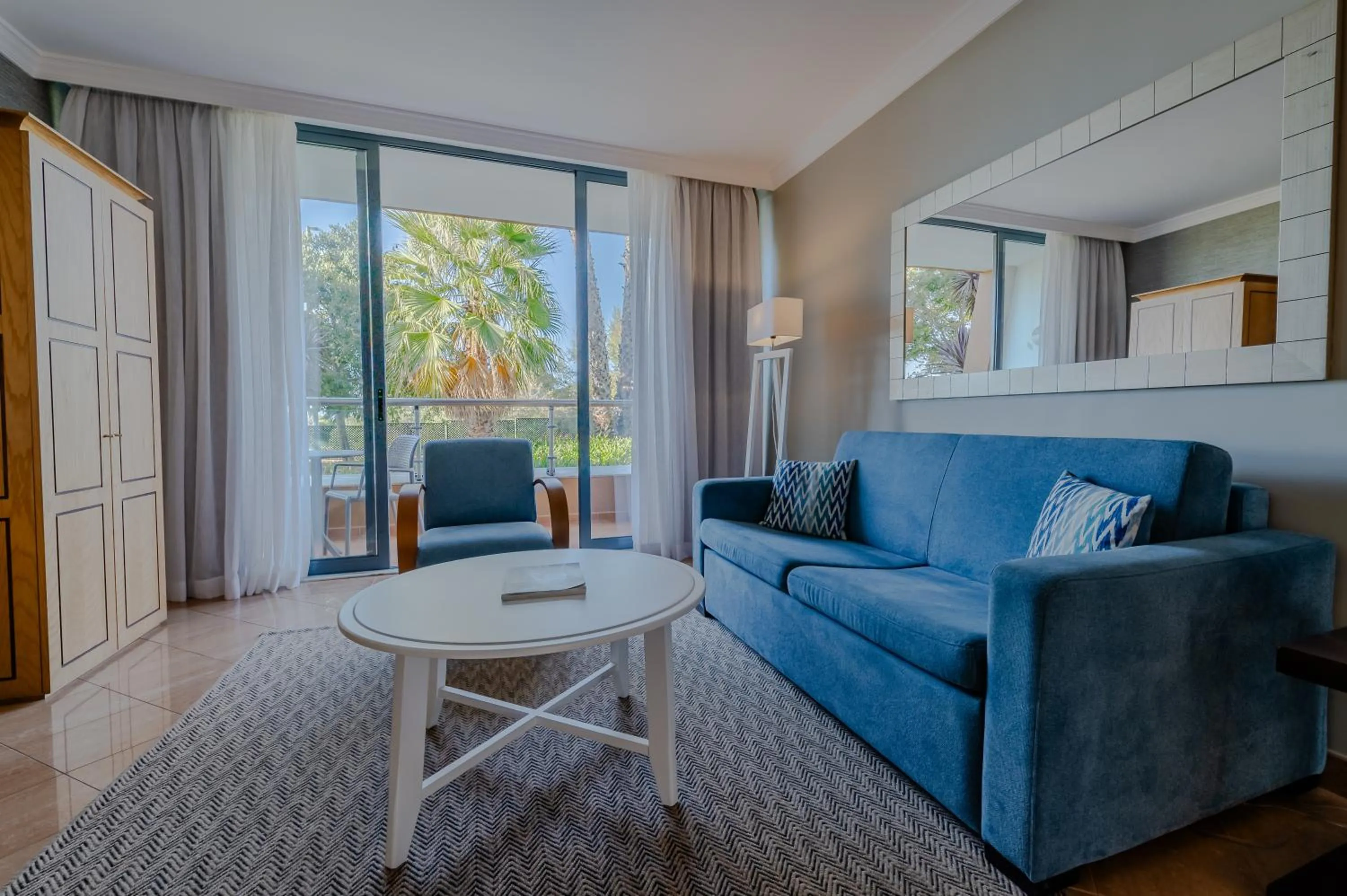 Living room in Pestana Alvor Park Suites Hotel