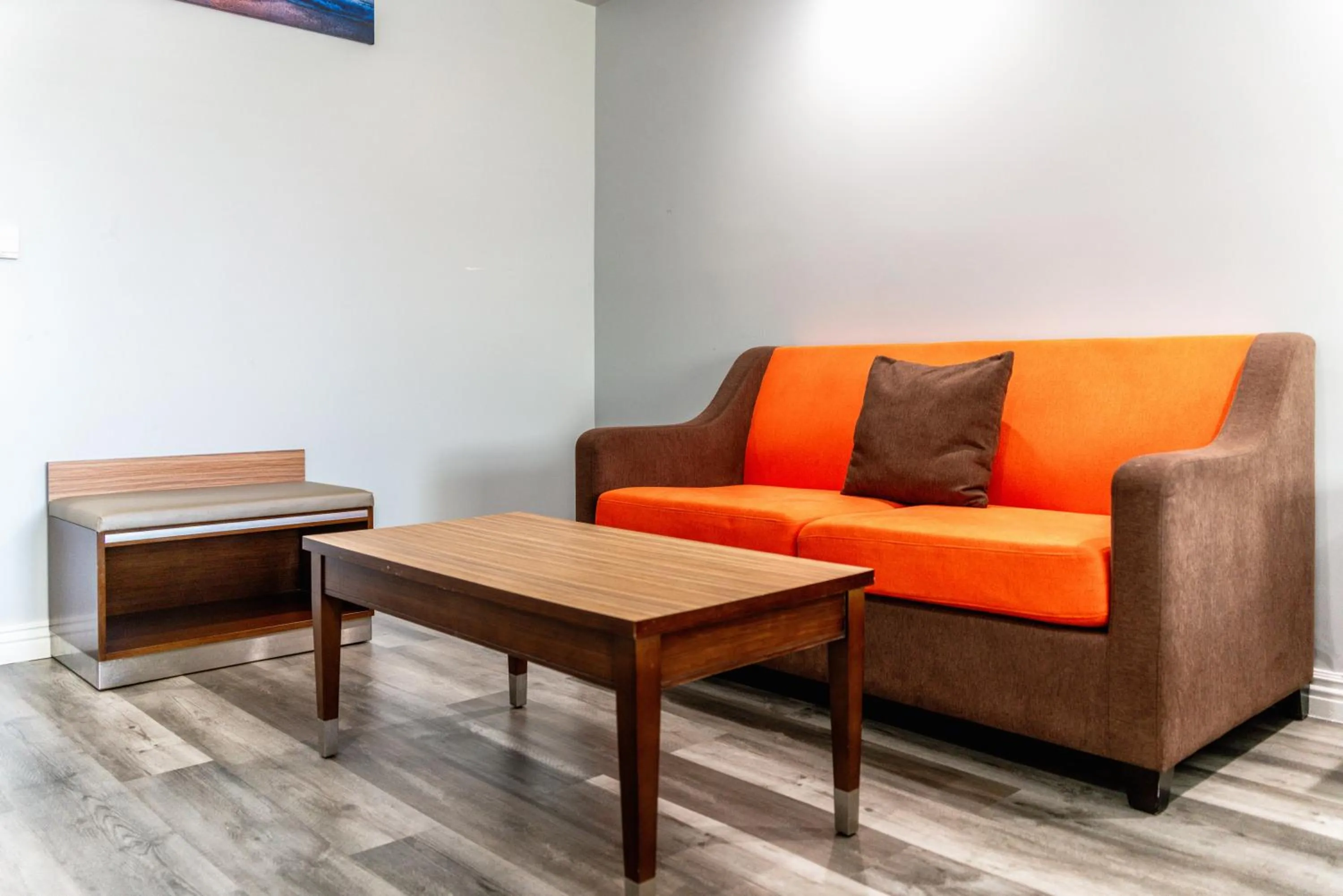 Seating area in Rodeway Inn & Suites Pasadena