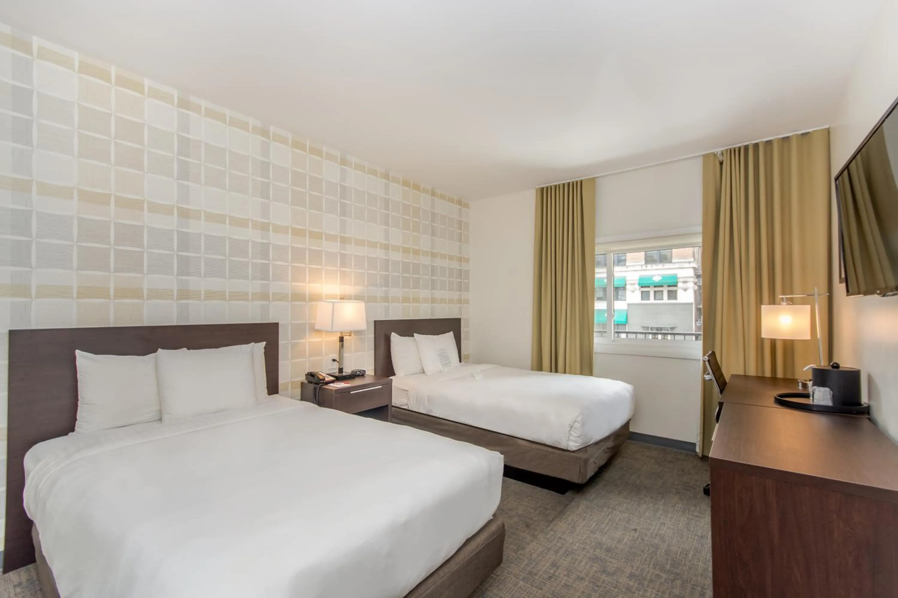 Bedroom, Bed in Ohio House Motel