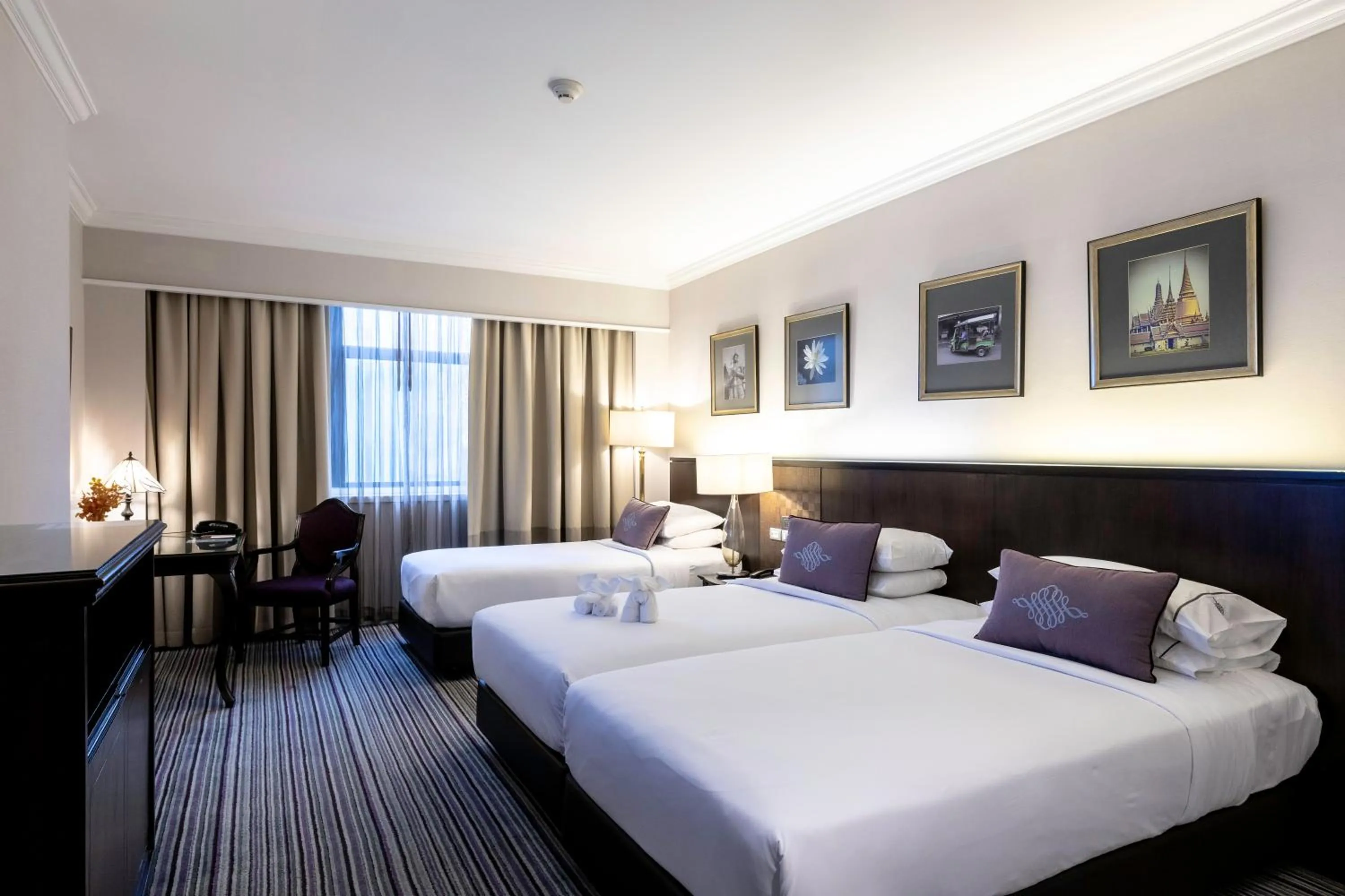 Photo of the whole room, Bed in The Sukosol Hotel