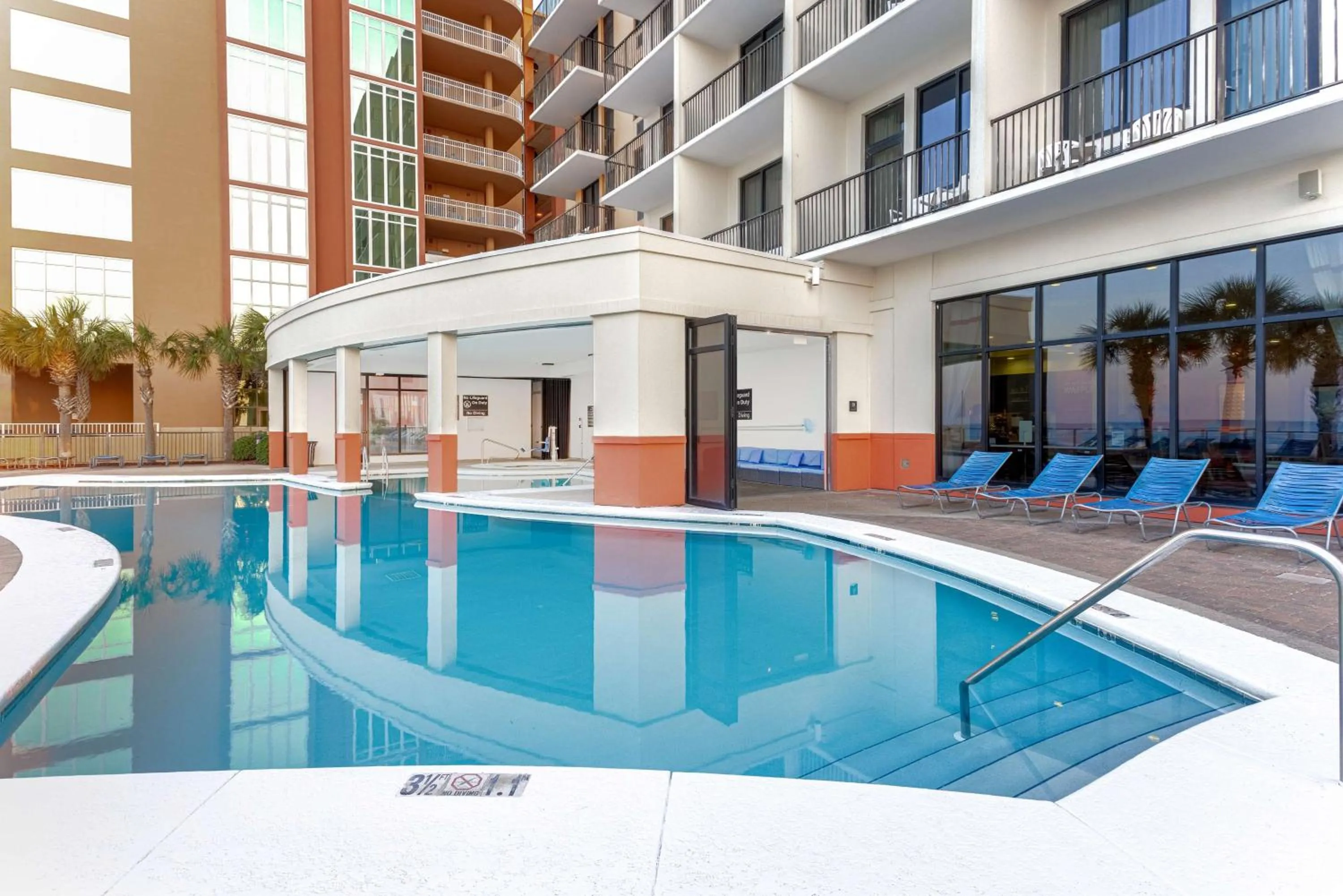 Pool view in Hampton Inn & Suites - Orange Beach