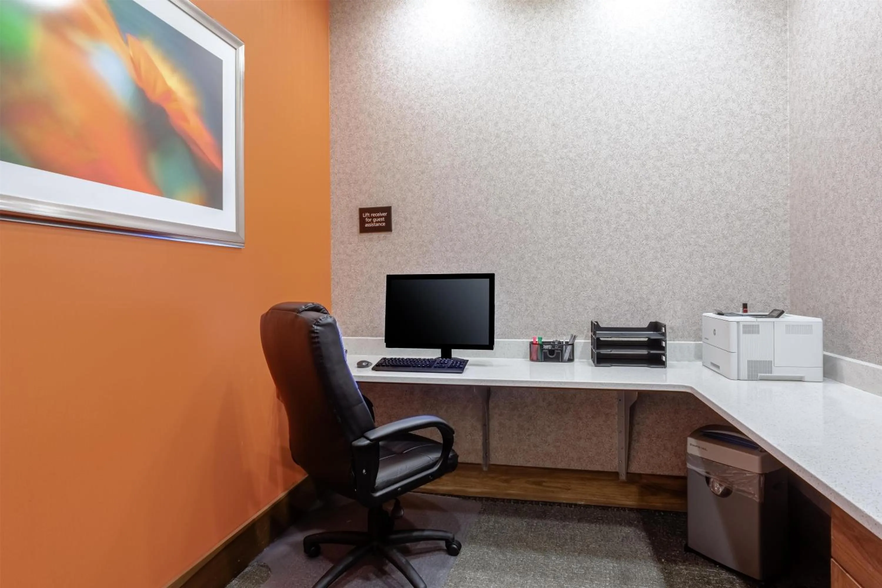Business facilities in Hampton Inn & Suites - Orange Beach