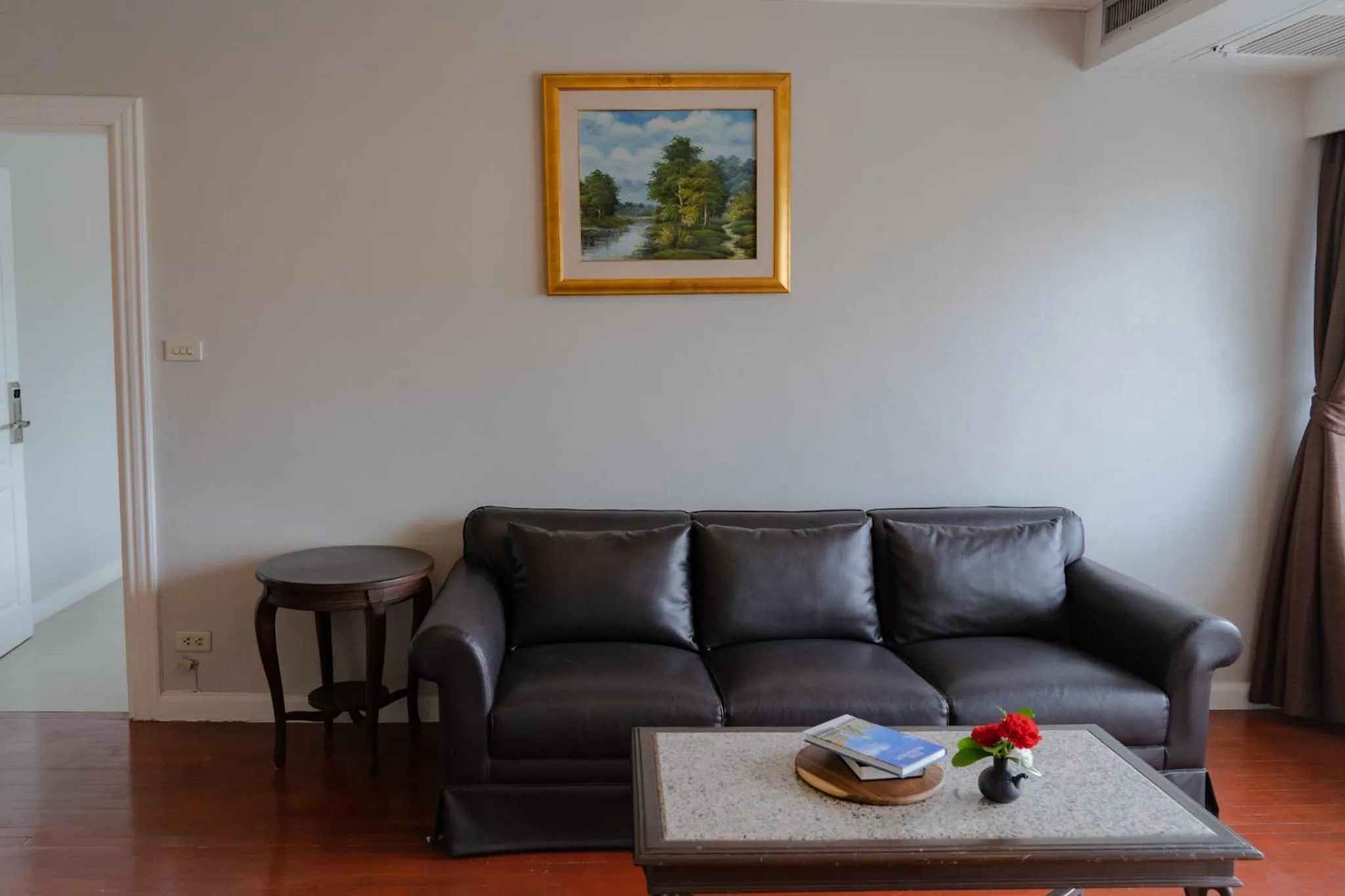 Living room in Forum Park Hotel