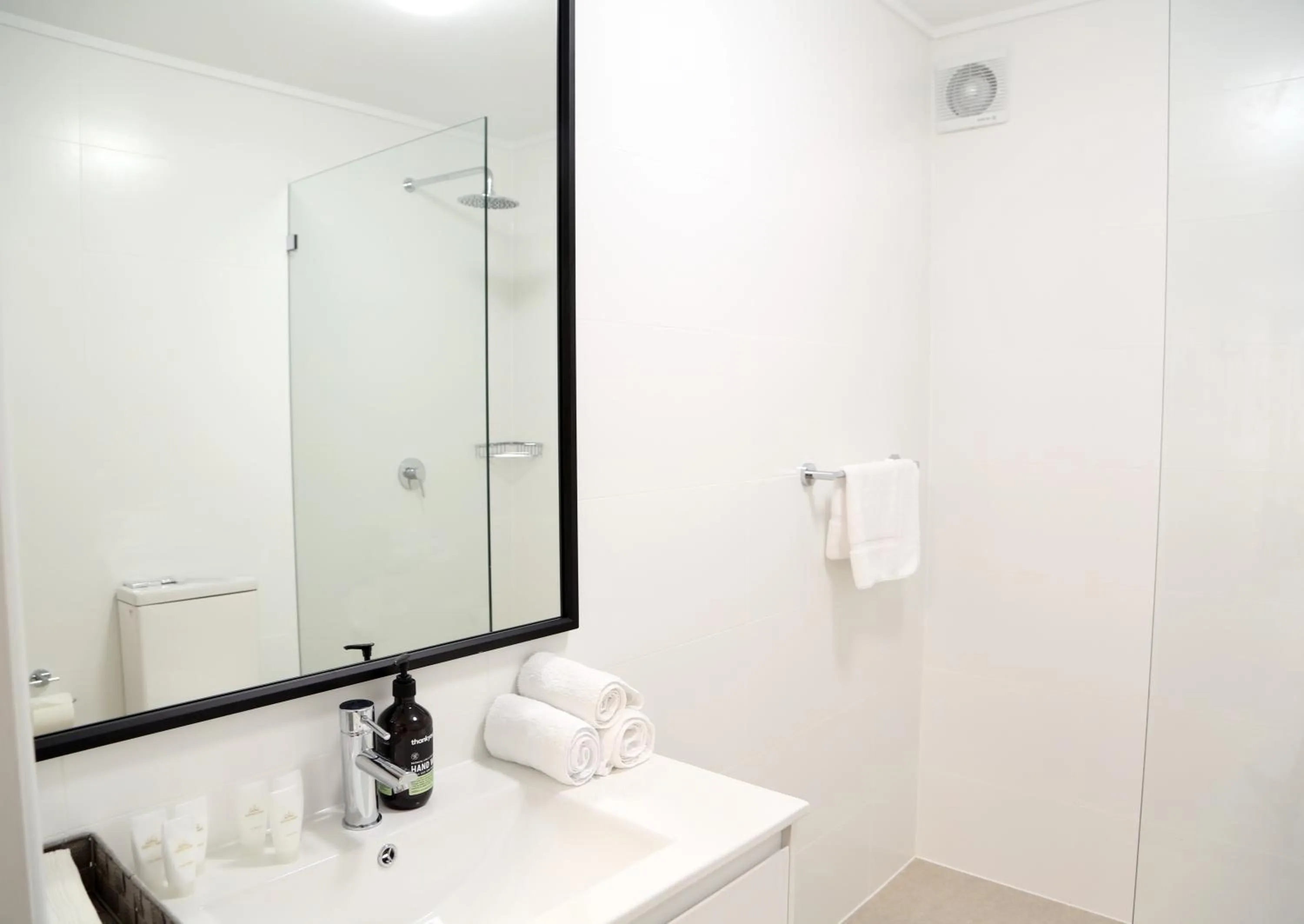 Bathroom in The Lurline Randwick