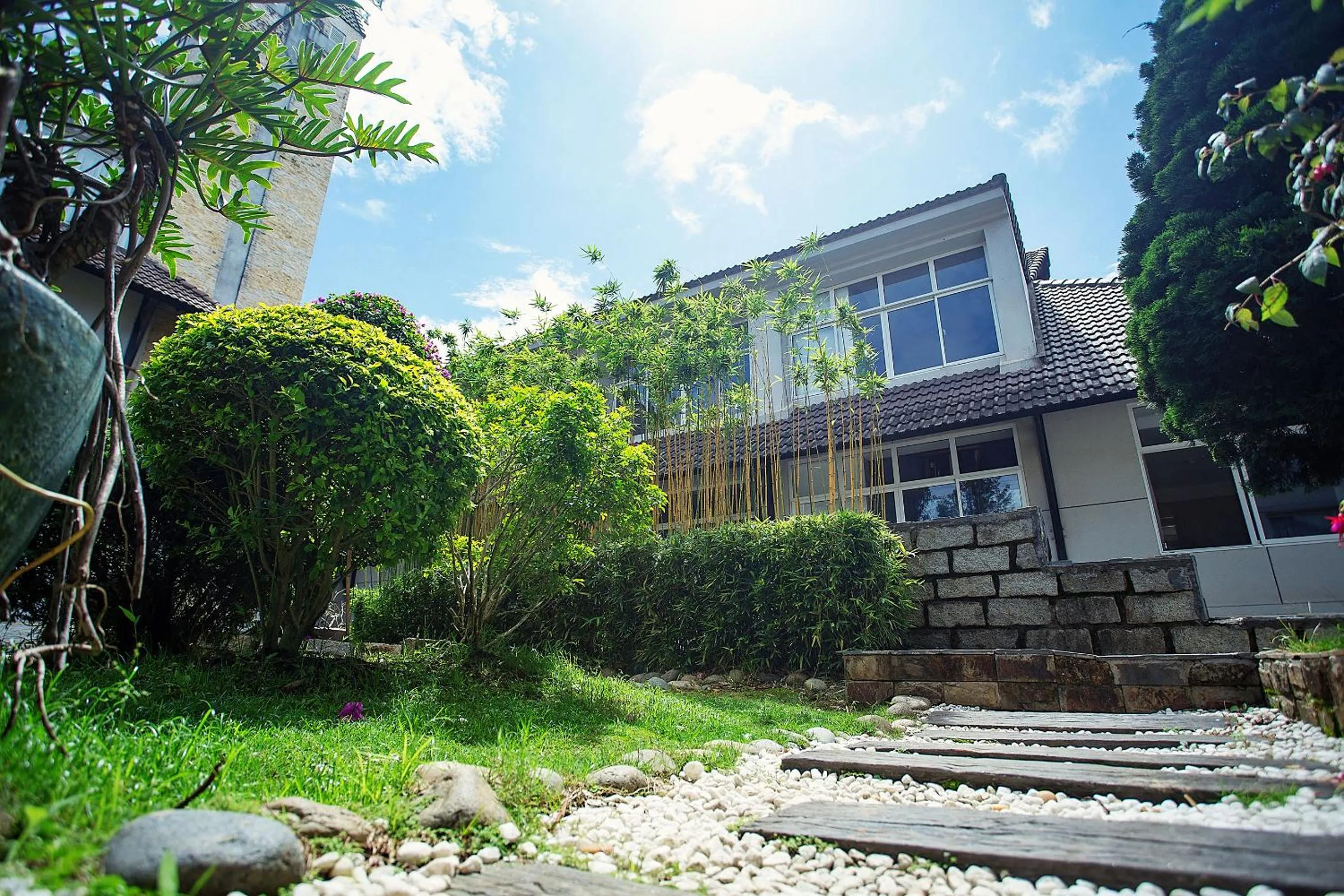 Property building in Muong Thanh Holiday Da Lat Hotel