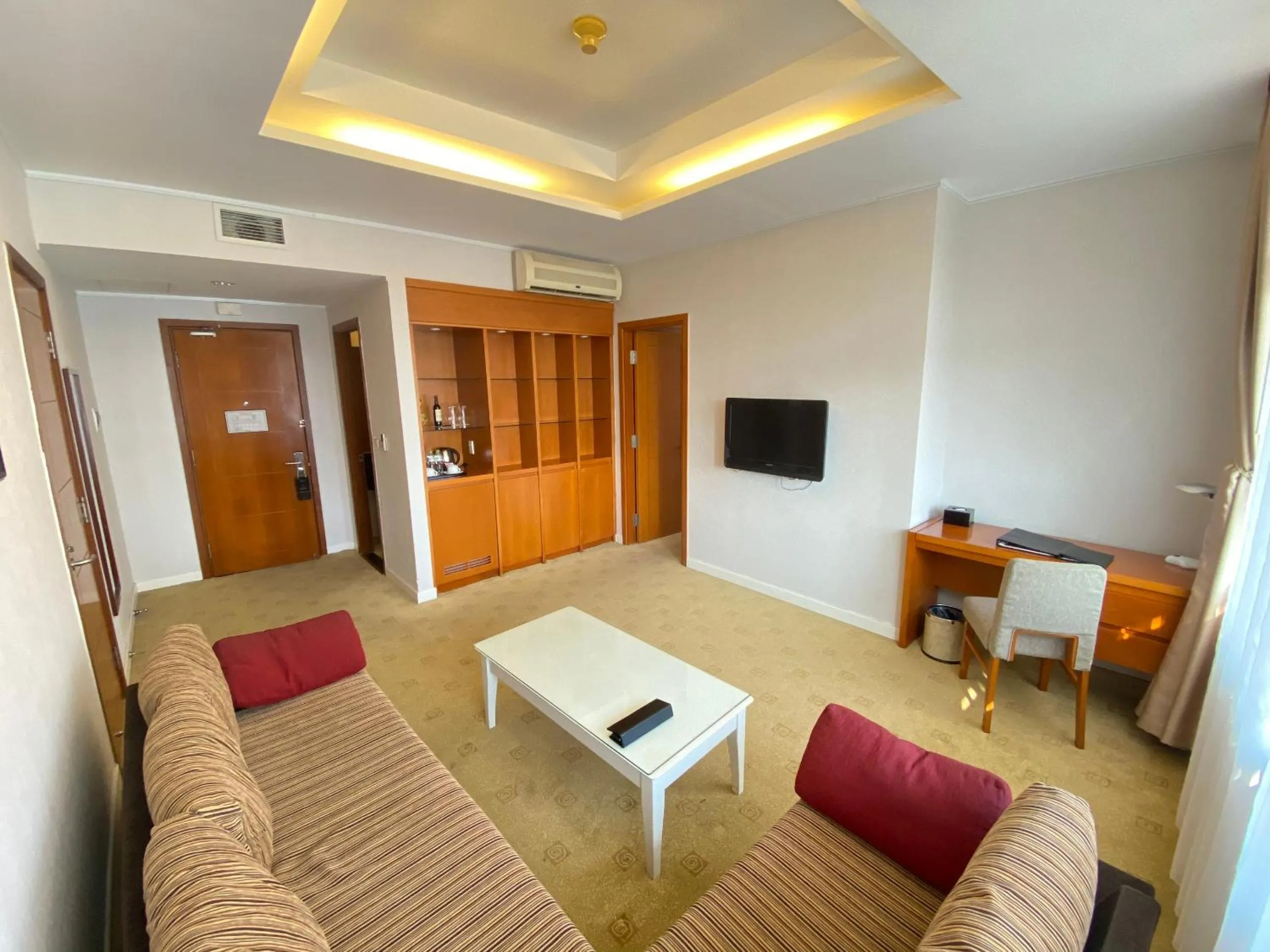 Living room in Muong Thanh Holiday Da Lat Hotel