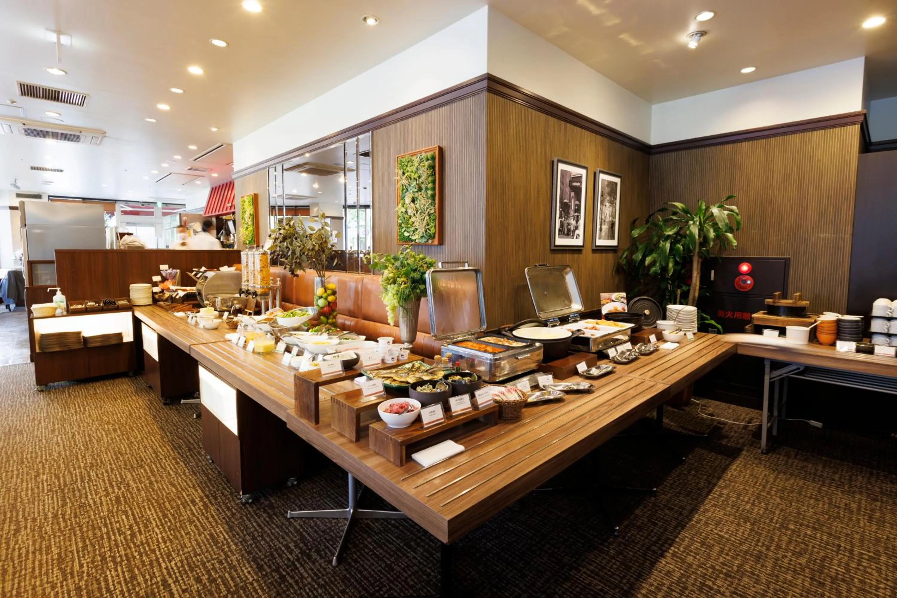 Buffet breakfast in Hotel Sardonyx Tokyo