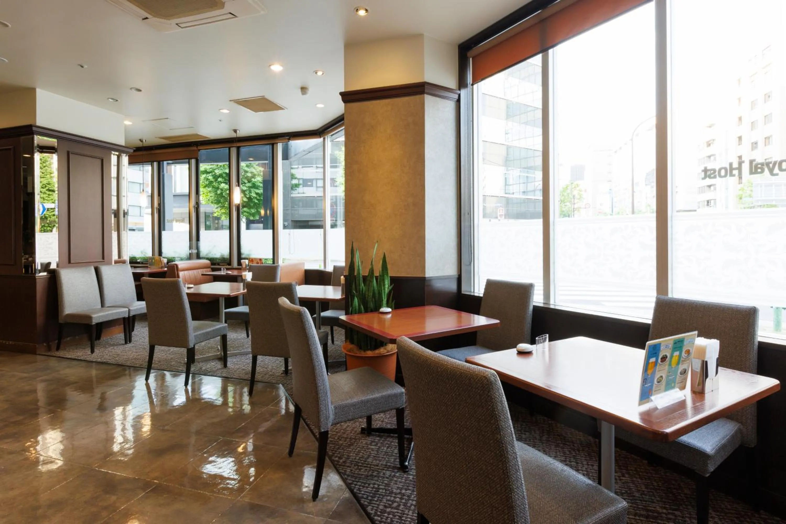 Restaurant/places to eat in Hotel Sardonyx Tokyo