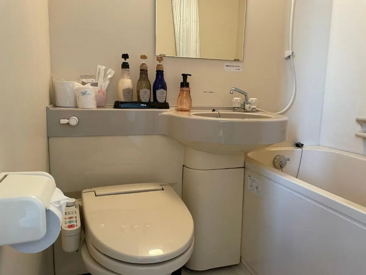 Shower in Business Hotel Ekimae