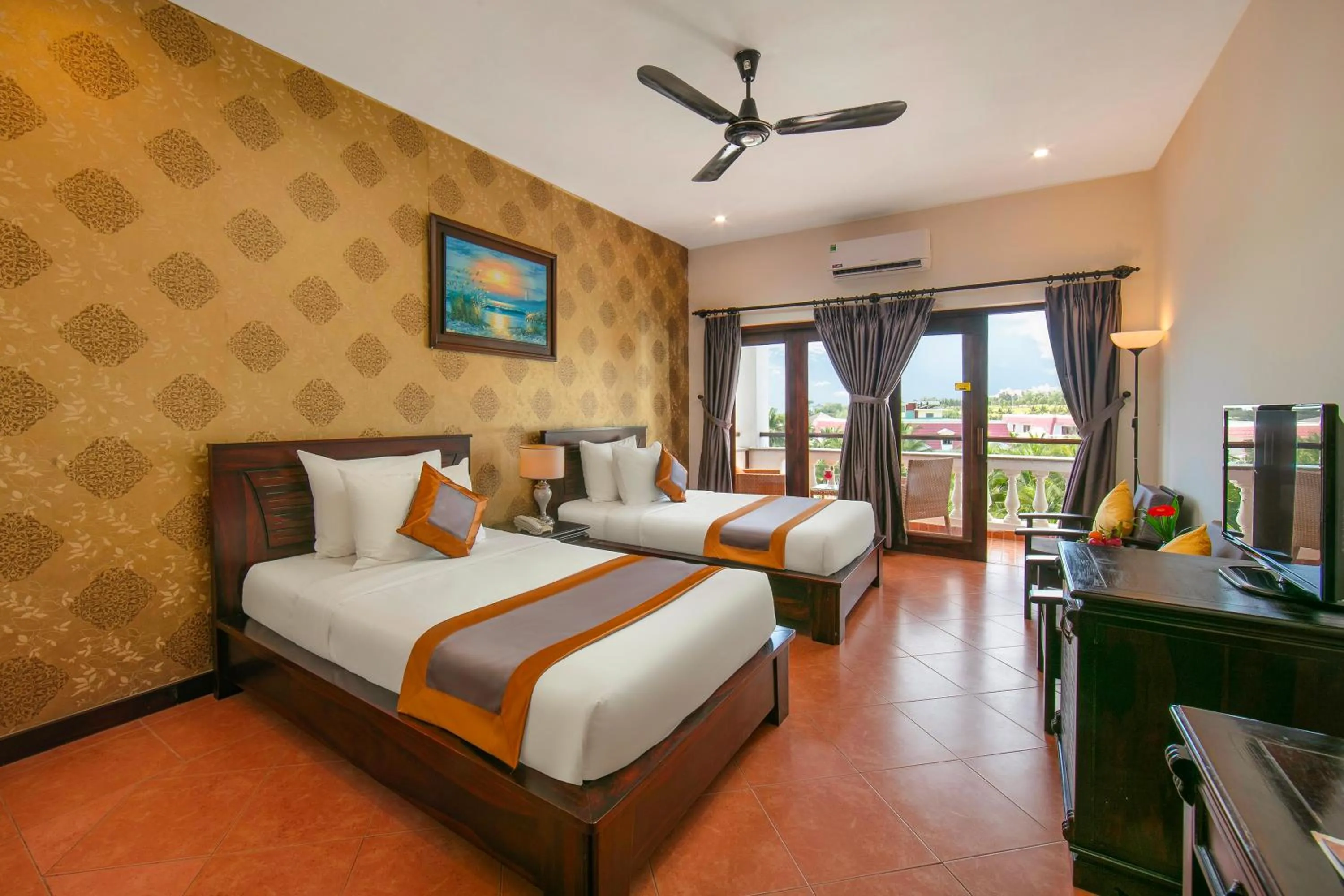 Bed in Sea Lion Beach Resort Mui Ne