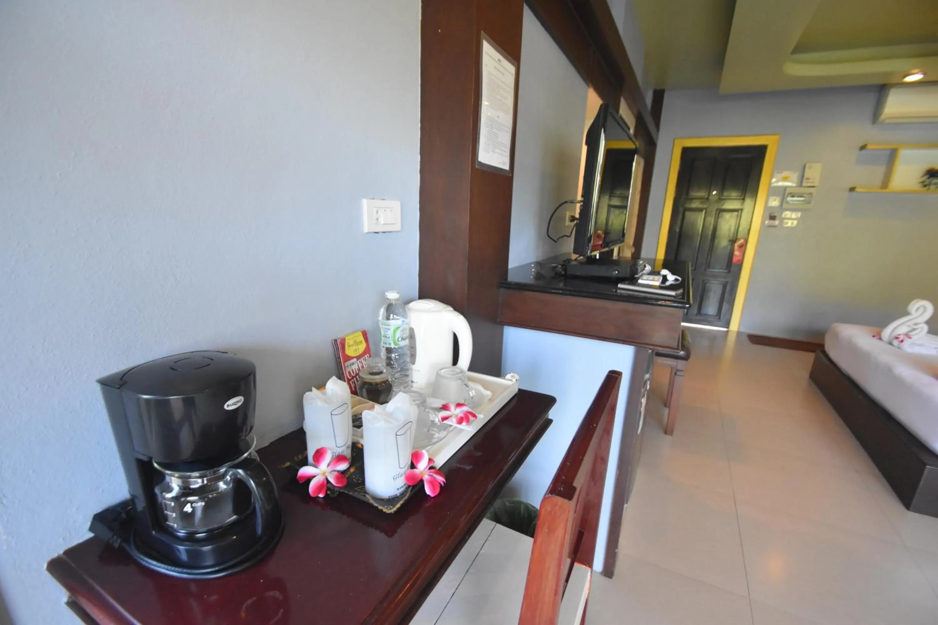 Photo of the whole room in Simple Life Resort Koh Tao