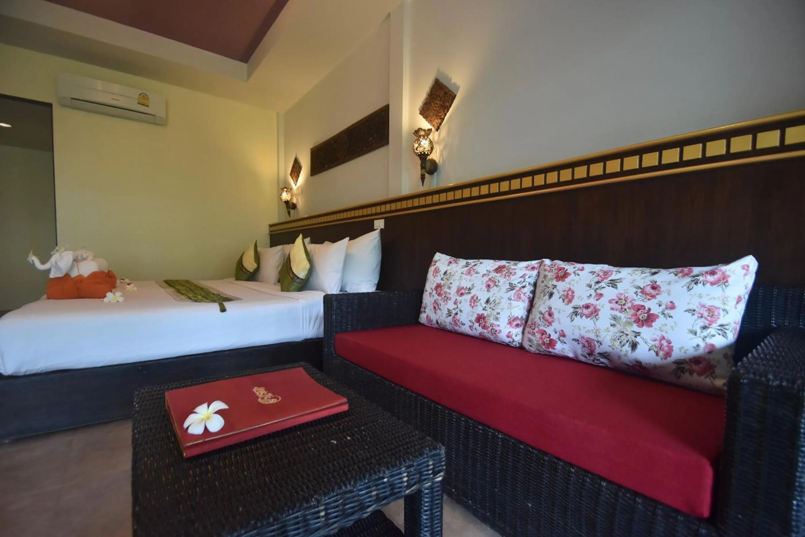 Bedroom in Simple Life Resort Koh Tao