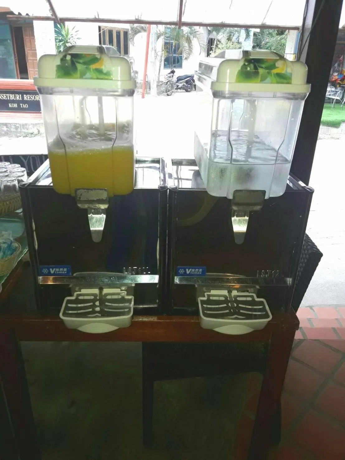 Buffet breakfast in Simple Life Resort Koh Tao