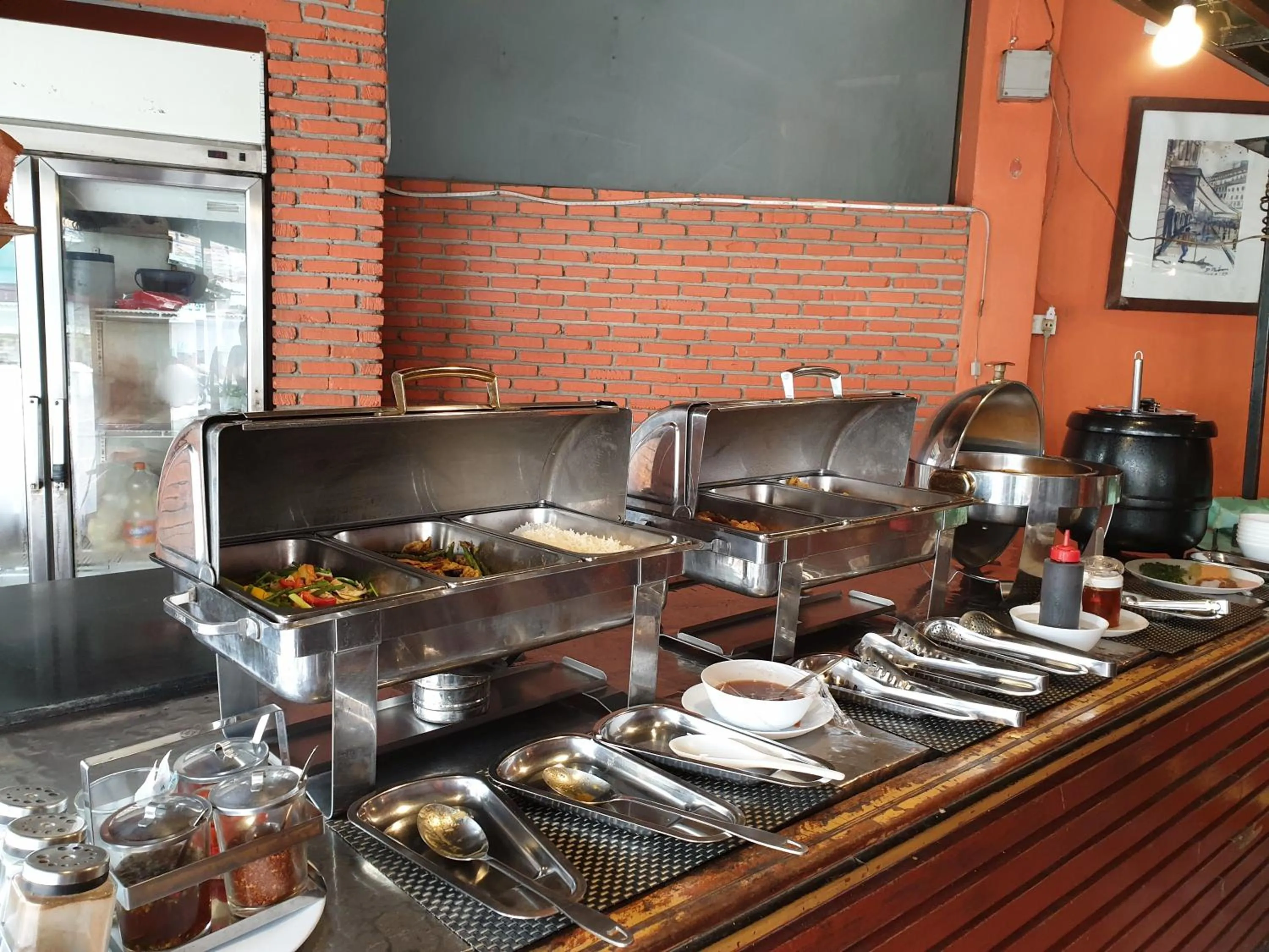 Buffet breakfast in Simple Life Resort Koh Tao