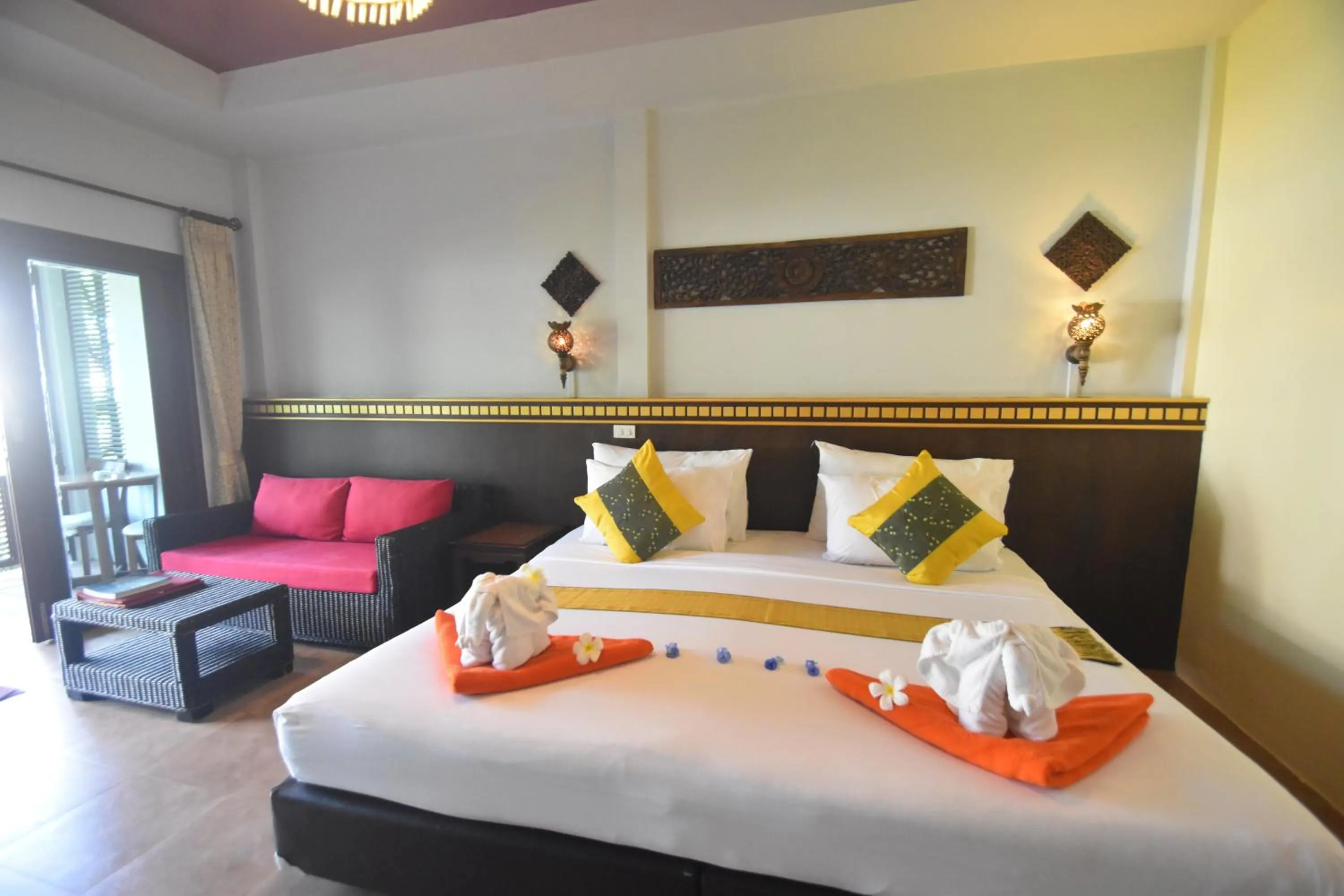 Photo of the whole room in Simple Life Resort Koh Tao