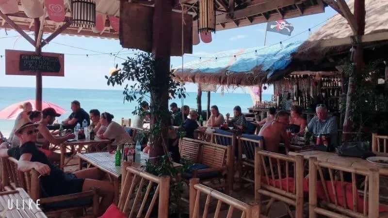 Restaurant/places to eat in Lanta Paragon