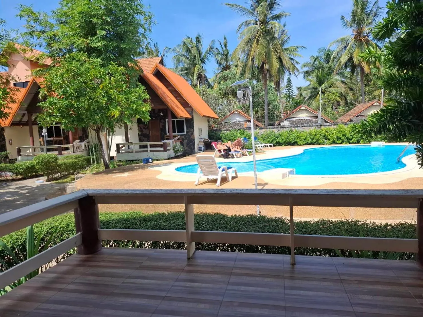 Day in Lanta Summer House 1