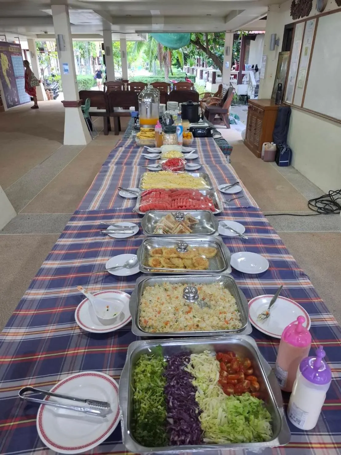 Buffet breakfast in Lanta Summer House 1
