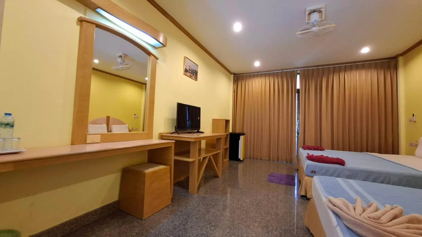 Bed in Lanta Summer House 1