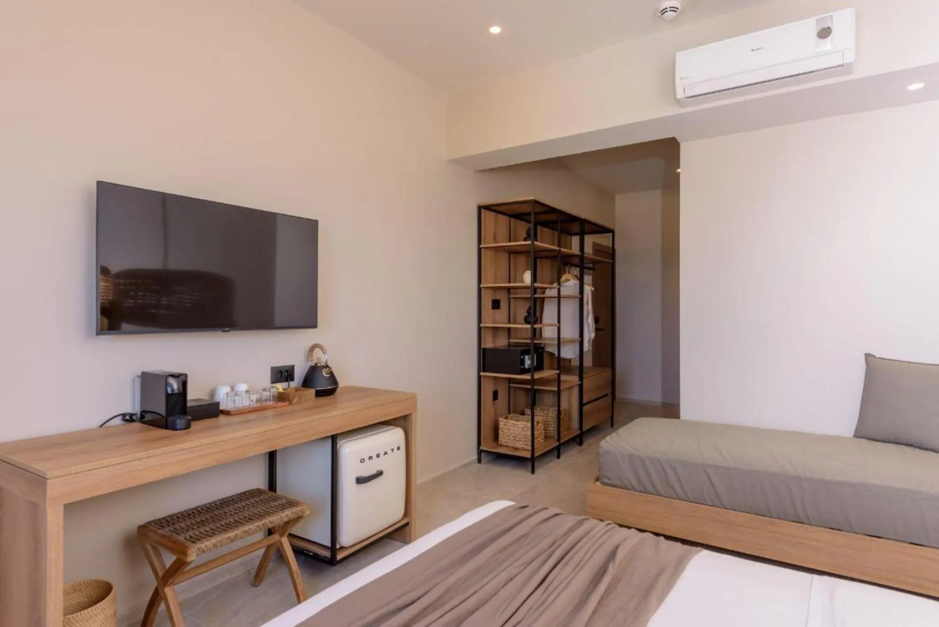 Photo of the whole room, Bed in Zeus Hotels Neptuno Beach