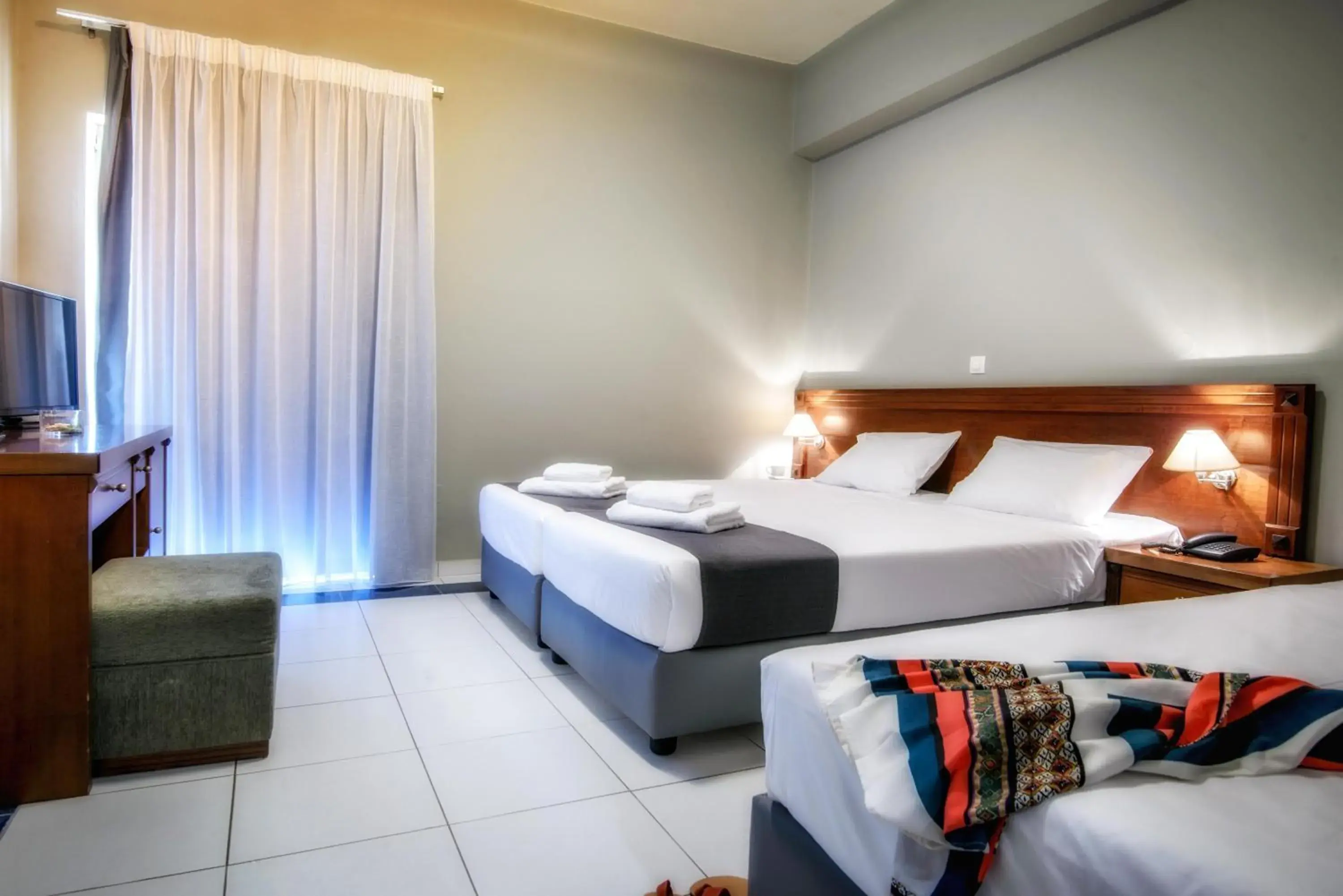 Standard Double or Twin Room in Zeus Hotels Neptuno Beach Standard Double or Twin Room in Zeus Hotels Neptuno Beach