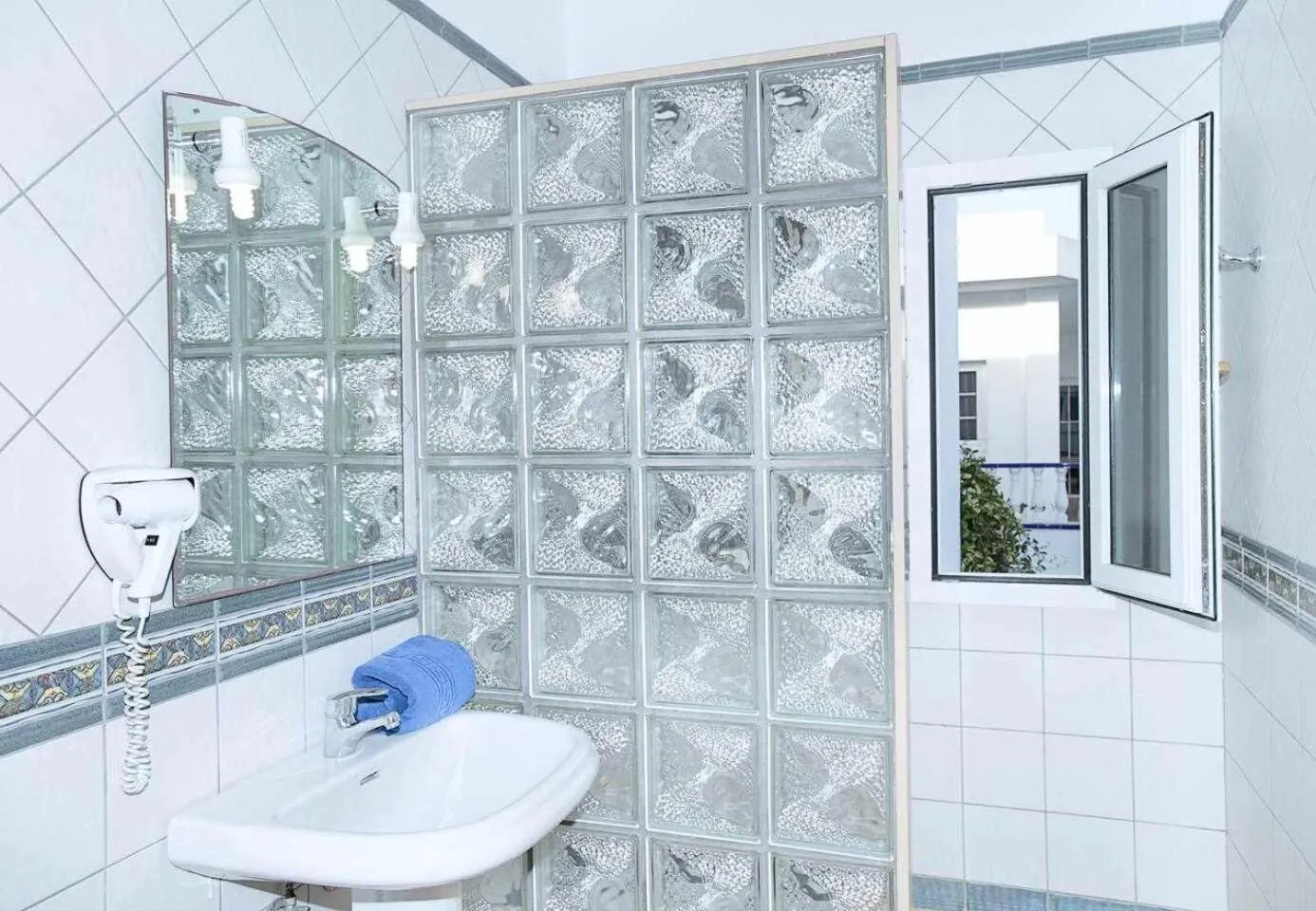 Villas del Mar Viña y Cabrera