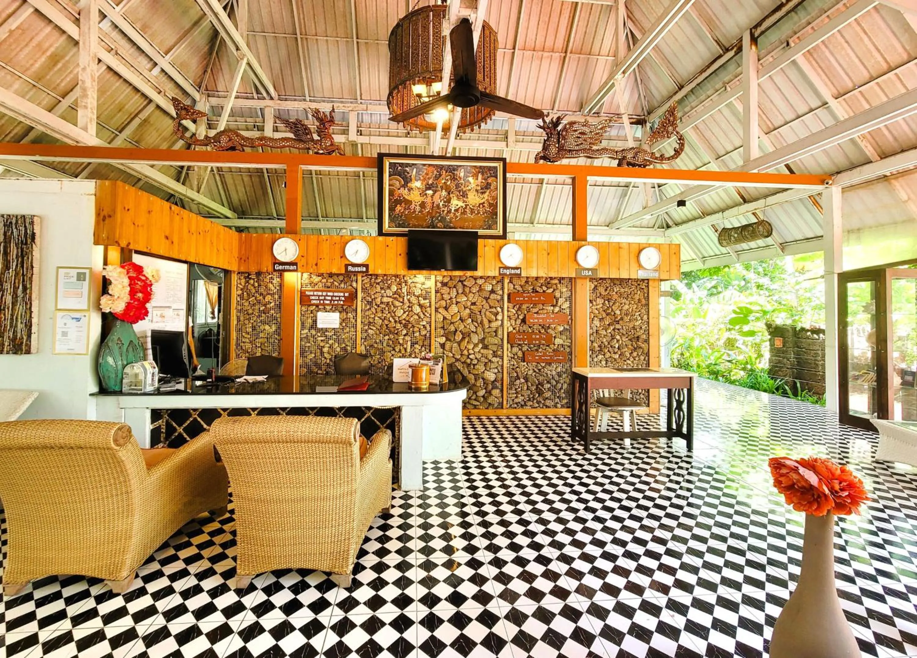 Lobby or reception in Koh Chang Cliff Beach Resort