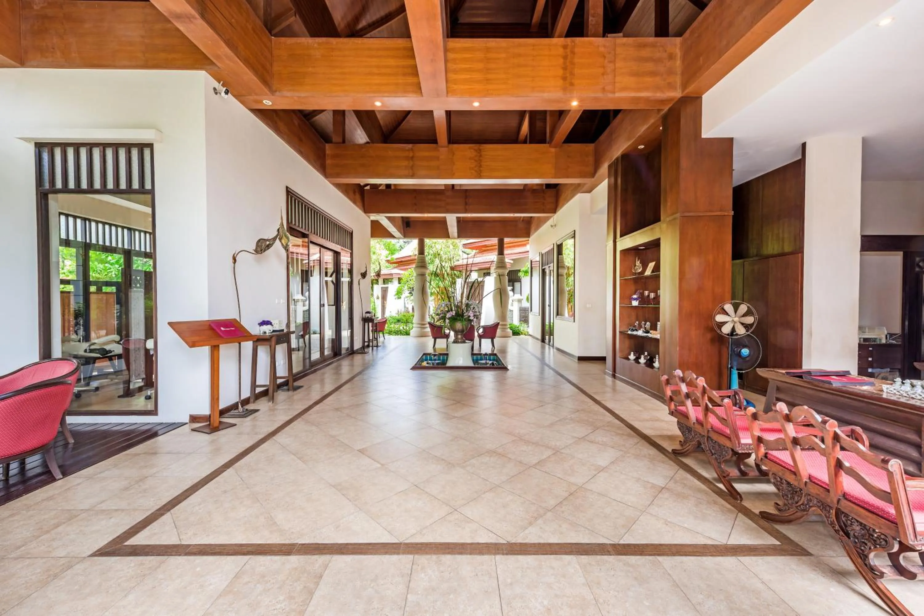 Massage in Duangjitt Resort and Spa - SHA Plus