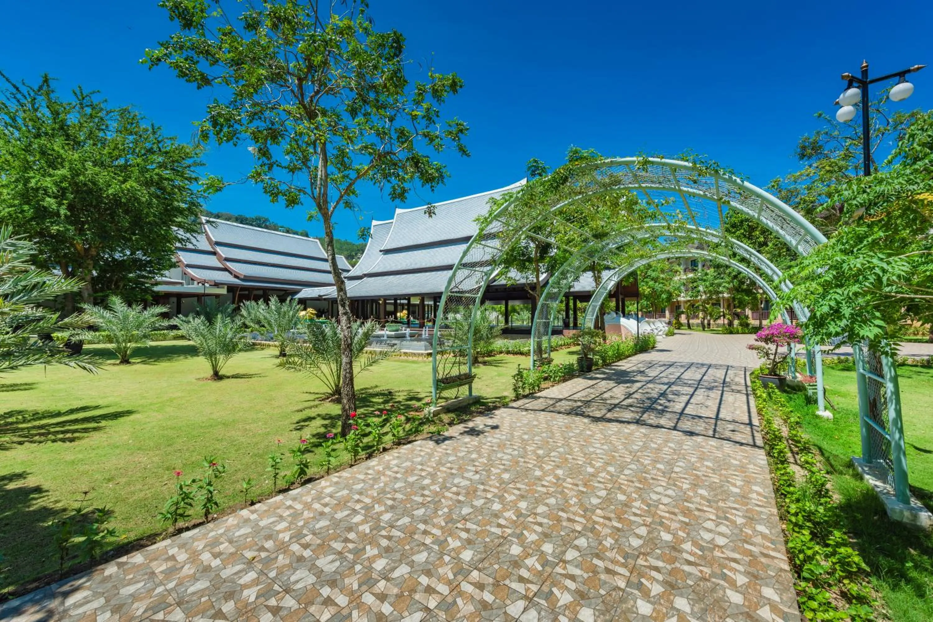 Day in Duangjitt Resort and Spa - SHA Plus