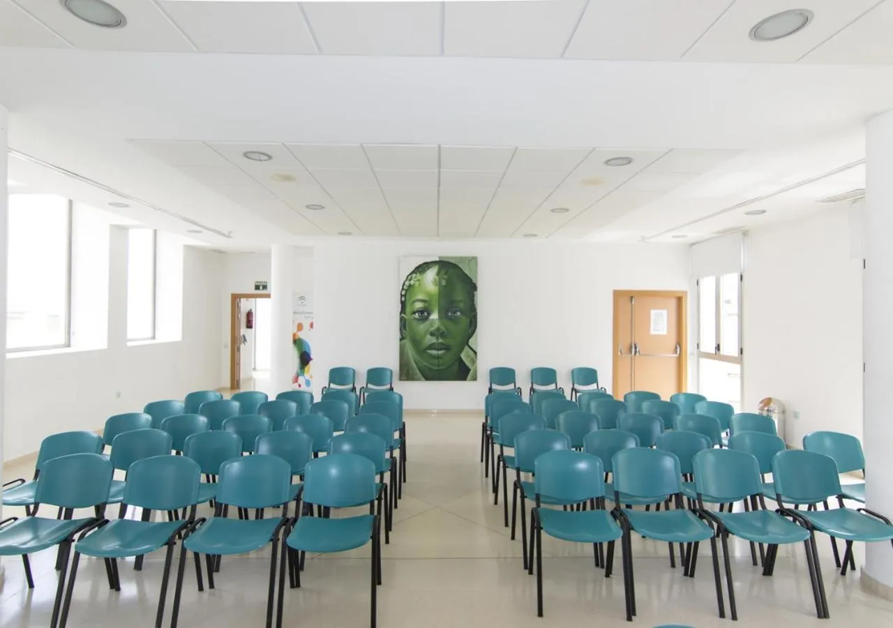 Meeting/conference room in Albergue Inturjoven Jaen