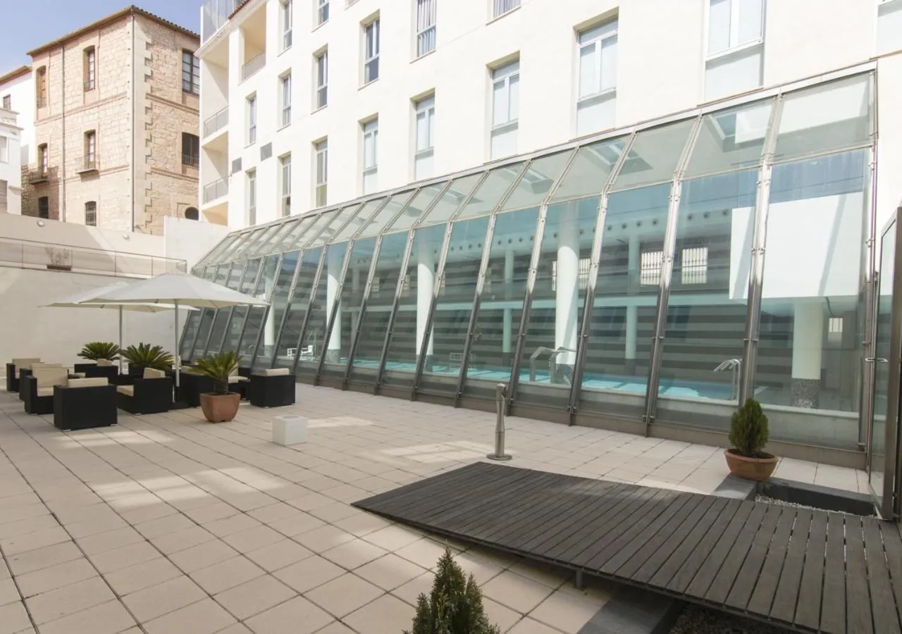 Patio in Albergue Inturjoven Jaen