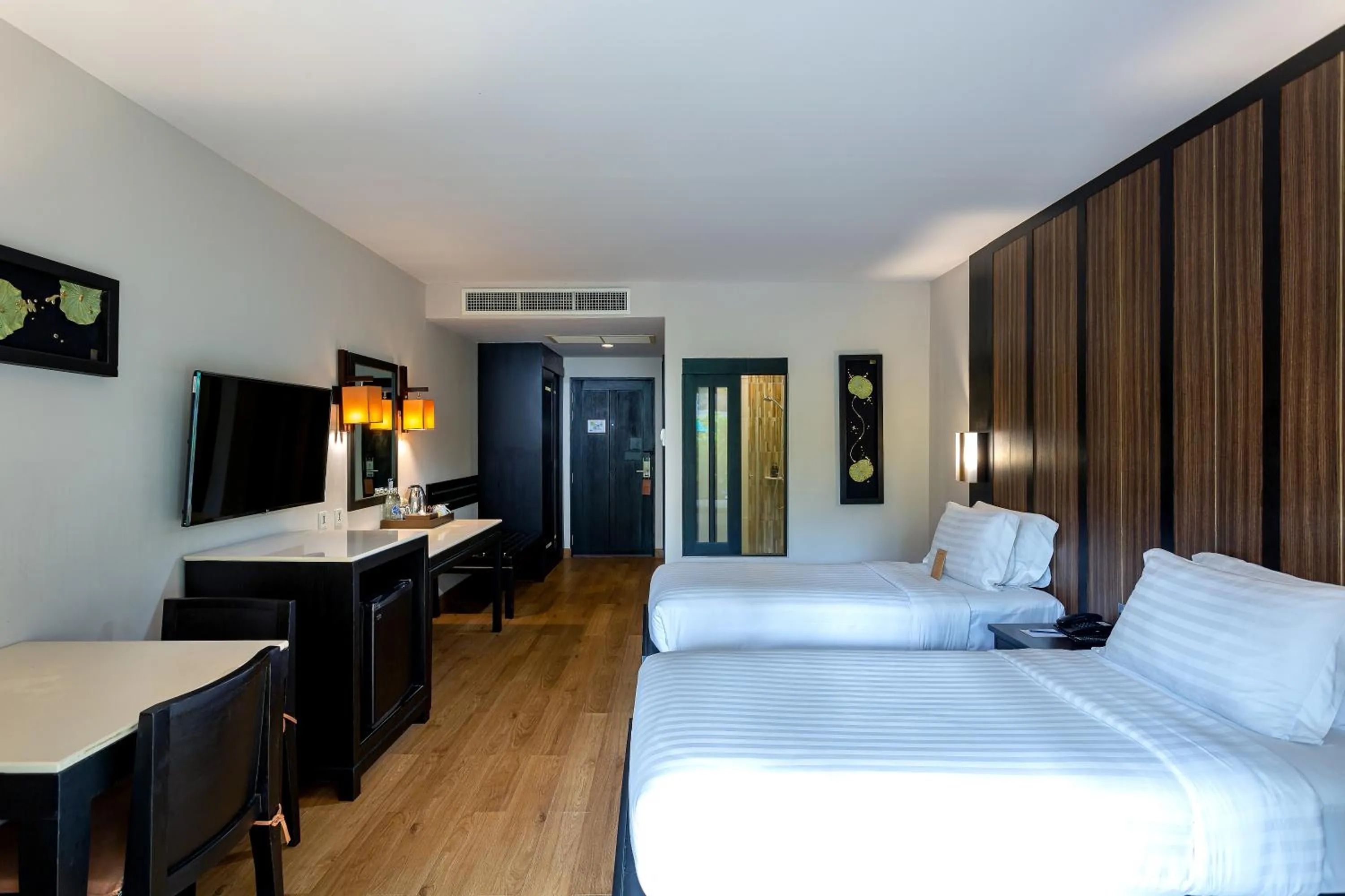 Photo of the whole room, Bed in Deevana Patong Resort & Spa