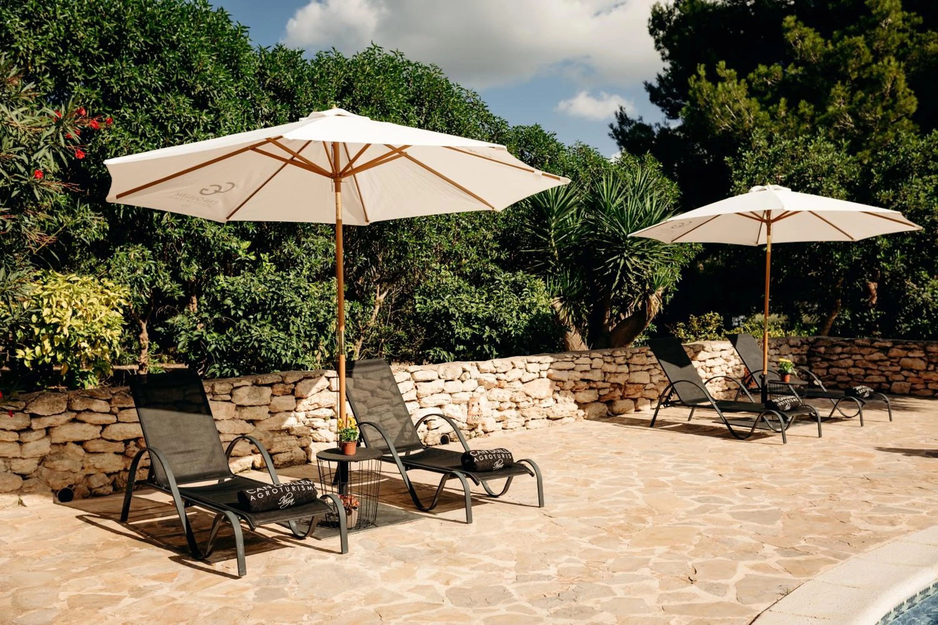 Swimming pool in Agroturismo Can Guillem