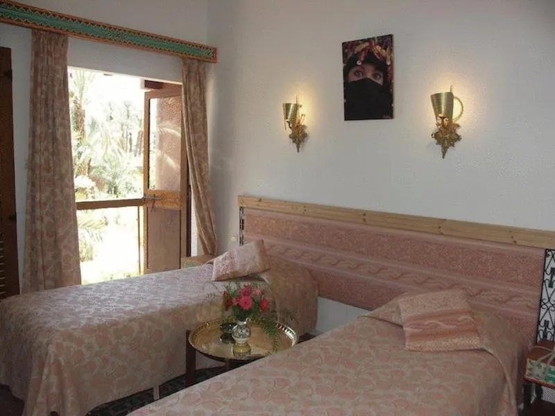 Decorative detail, Bed in Hôtel Le Tinsouline