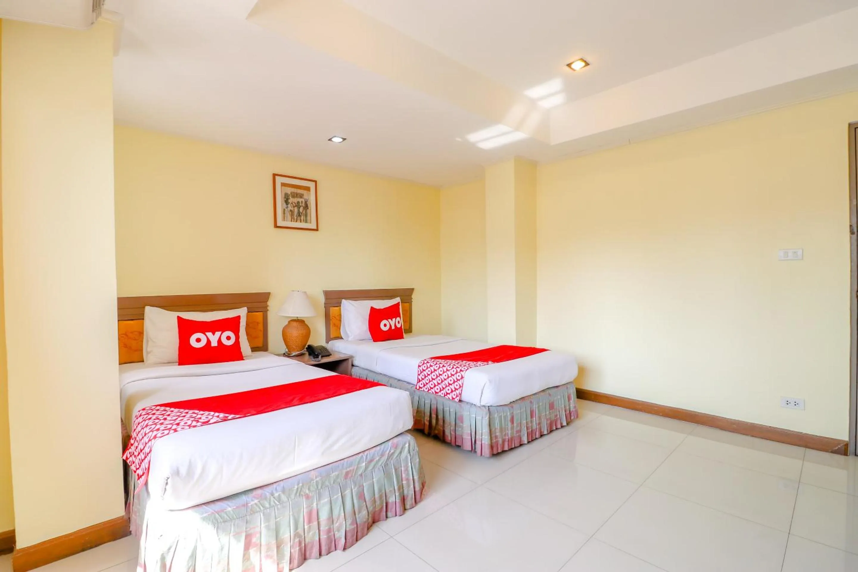 Bedroom, Bed in Hotel Win Long