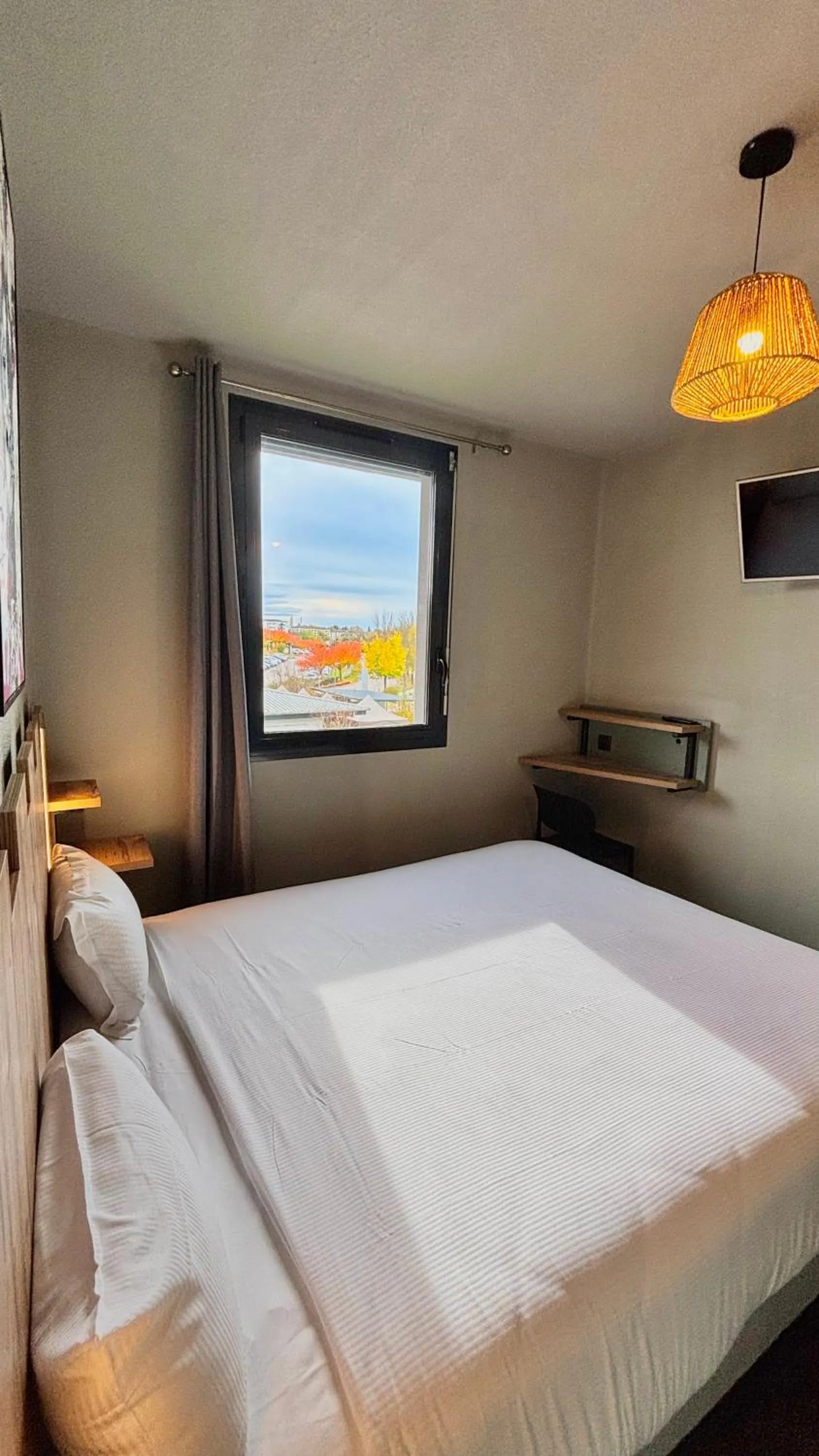 Bed in Temis hôtel Besançon