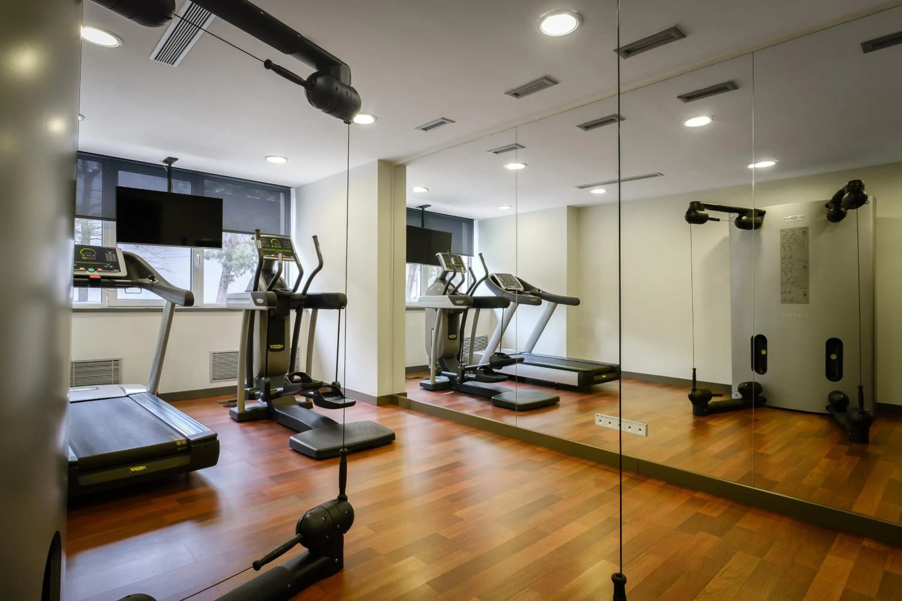 Fitness centre/facilities in Park Hotel Almaty