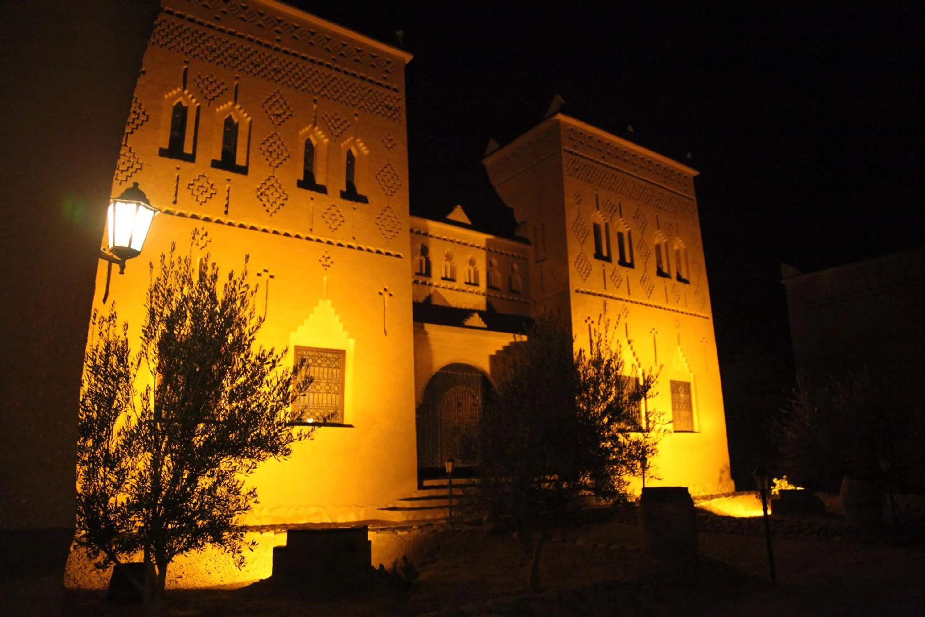 Property building in Hotel Kasbah Azalay